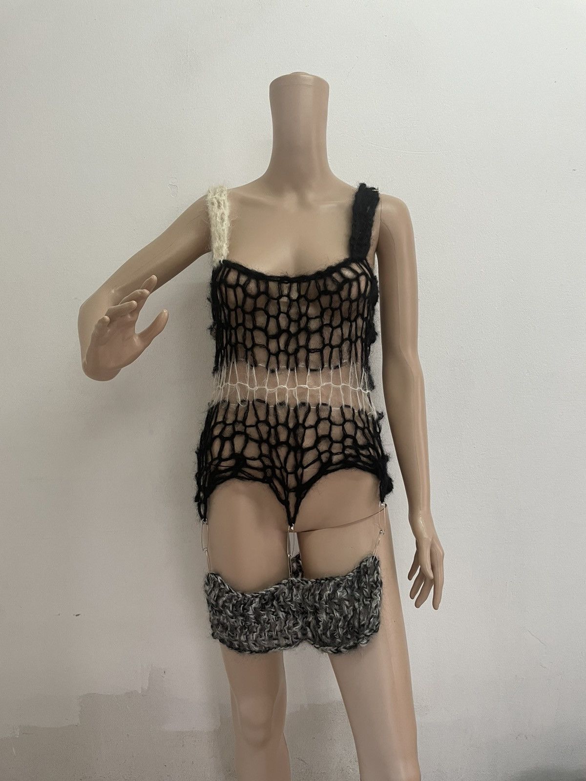 Japanese Brand Sexy Dynamite Punk knit fishnet Size L / US 10 / IT 46 - 1 Thumbnail