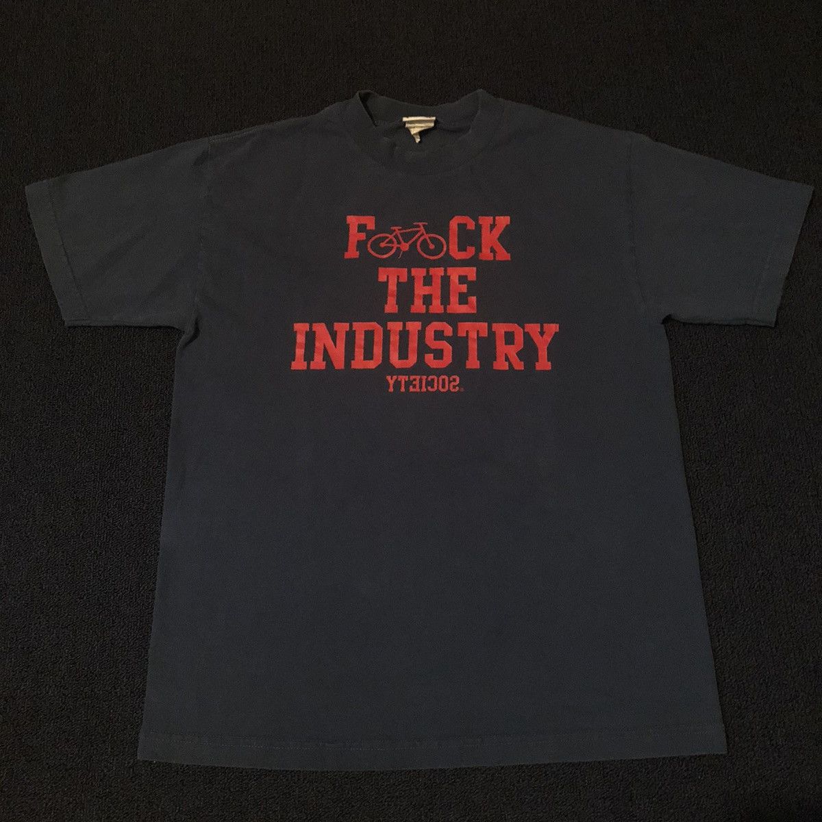 Vintage Vintage 00s Society Fuck The Industry Bike Logo Spellout Tee Size US M / EU 48-50 / 2 - 3 Thumbnail