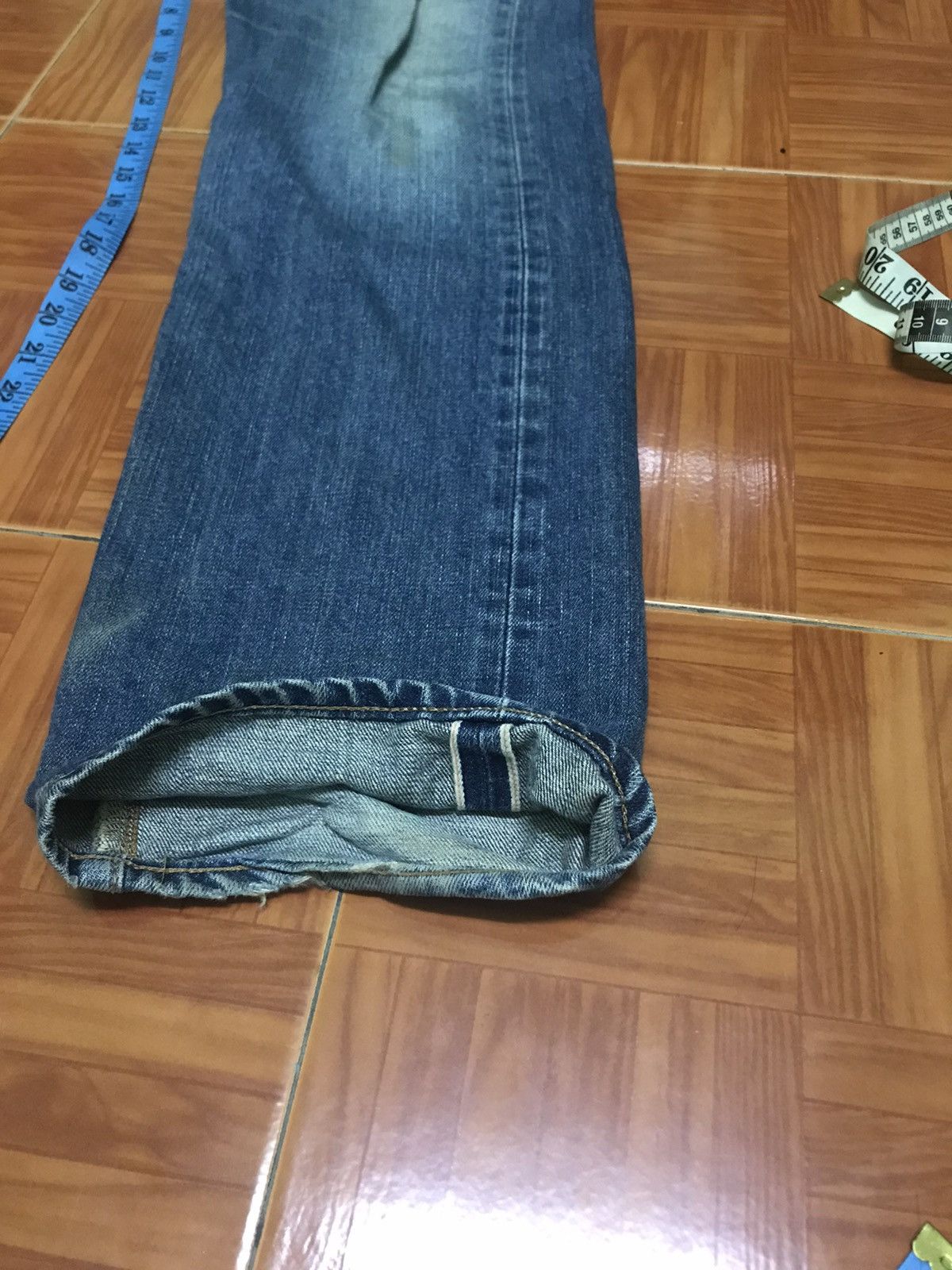 Edwin Vintage Edwin Red Line Selvedge Jeans Distressed Fade, japan Size US 32 / EU 48 - 10 Thumbnail