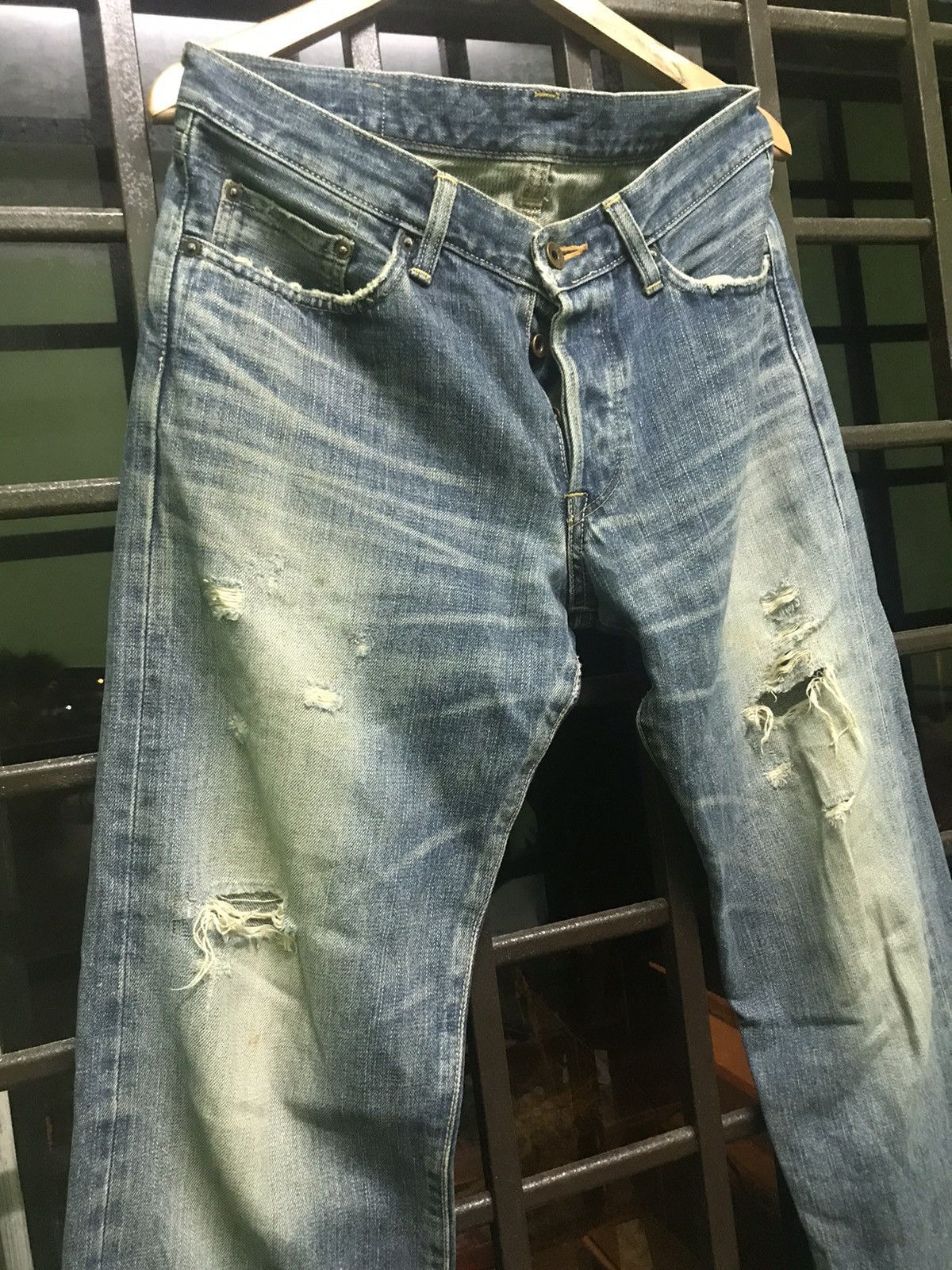 Edwin Vintage Edwin Red Line Selvedge Jeans Distressed Fade, japan Size US 32 / EU 48 - 4 Thumbnail