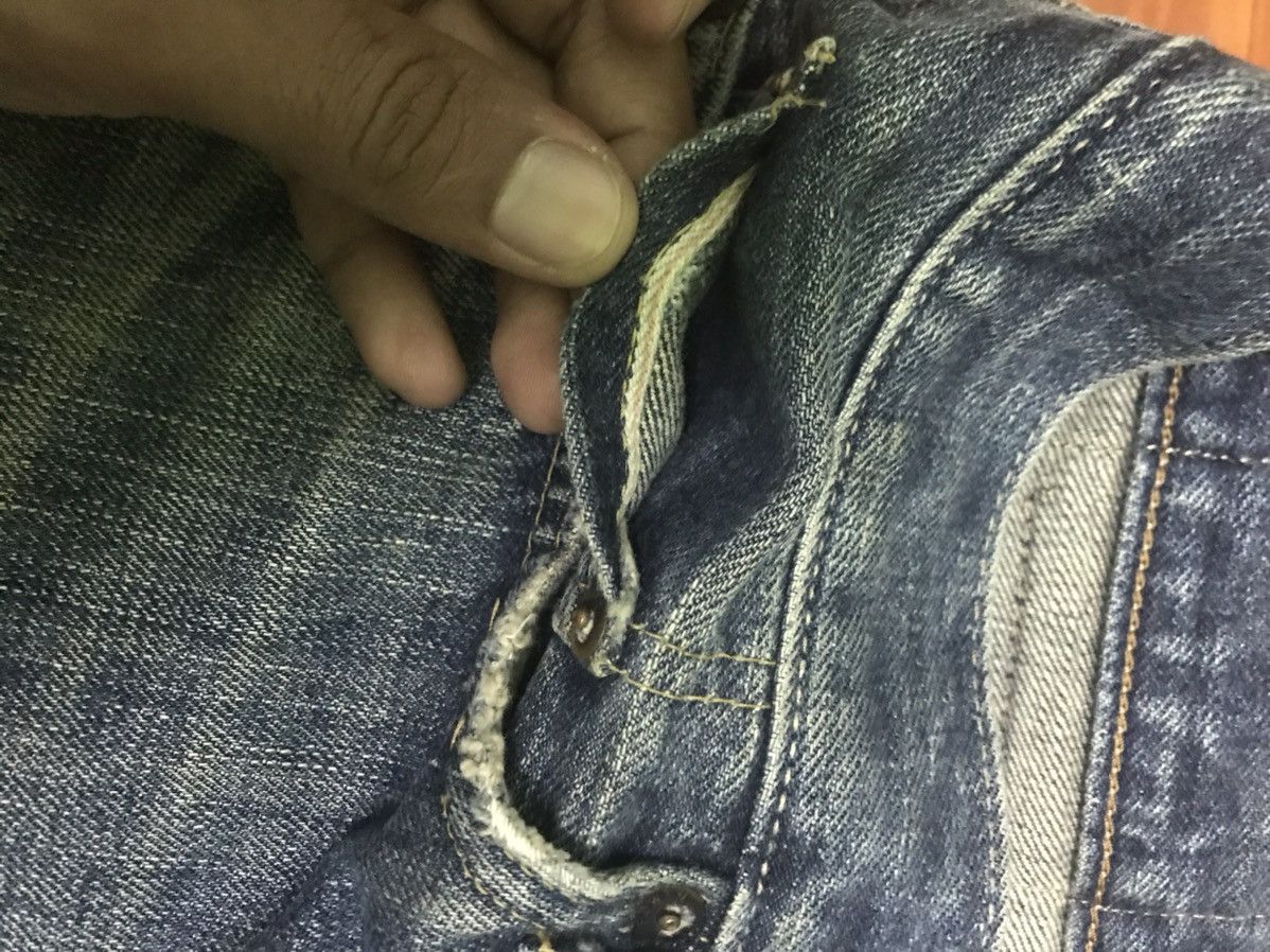 Edwin Vintage Edwin Red Line Selvedge Jeans Distressed Fade, japan Size US 32 / EU 48 - 11 Thumbnail