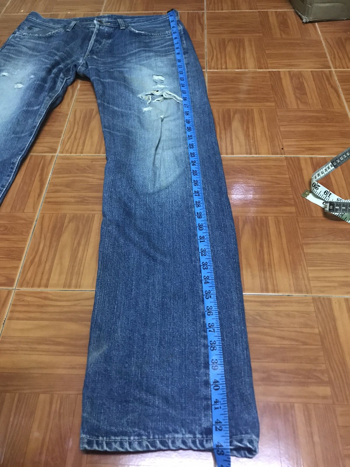 Edwin Vintage Edwin Red Line Selvedge Jeans Distressed Fade, japan Size US 32 / EU 48 - 17 Thumbnail