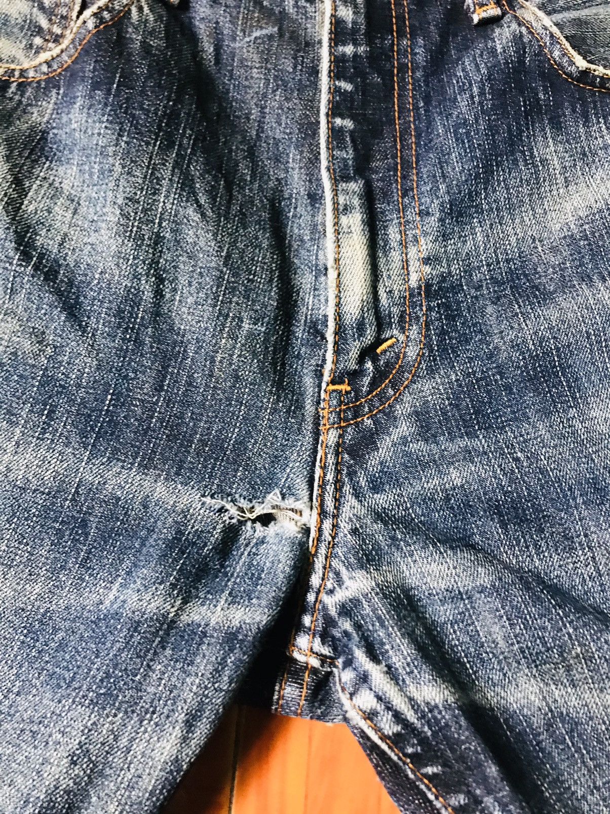 Levi's Vintage Distressed Straight-Leg Blue Jean Faded Worn-In Look Size US 31 - 5 Thumbnail
