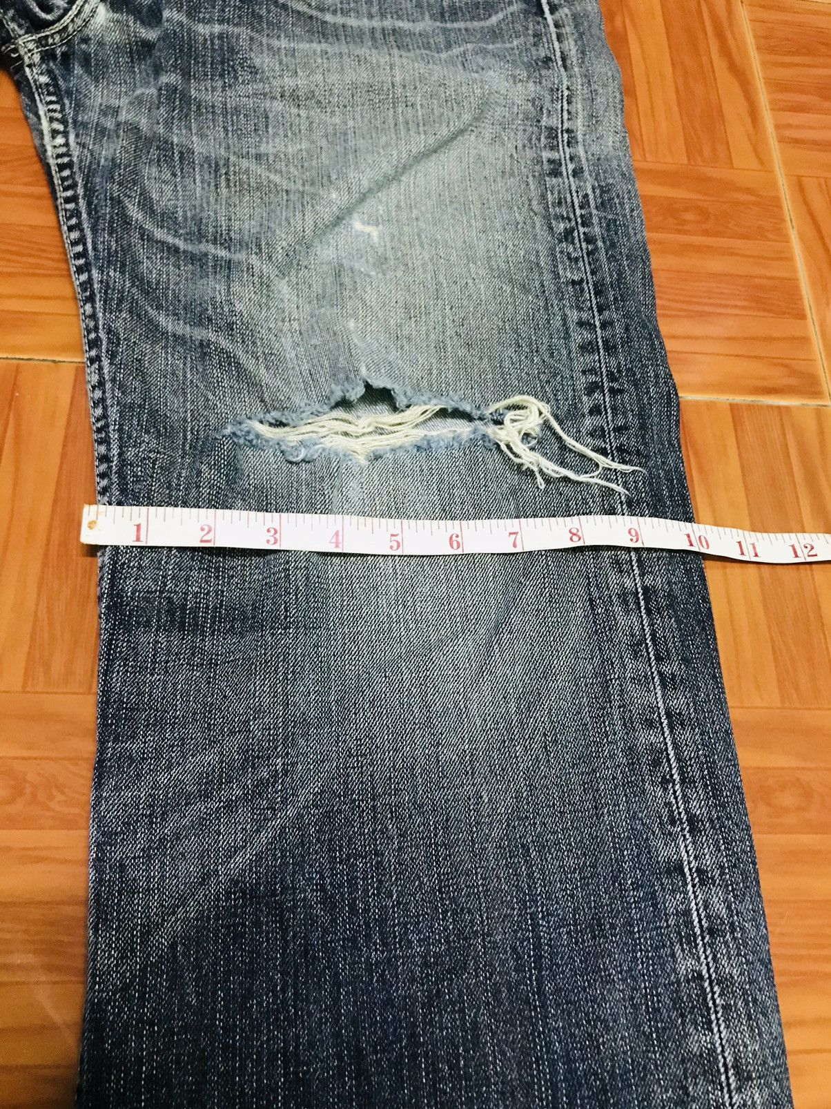 Levi's Vtg Distressed Wide-Leg Blue Jeans Faded Wash Ripped Detail Size US 32 / EU 48 - 14 Thumbnail