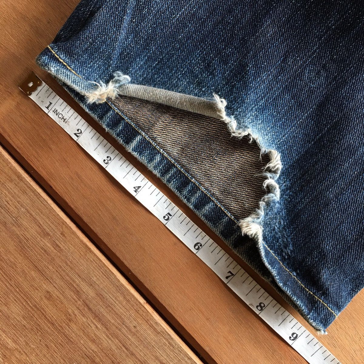 Lee THRASHED DISTRESSED VINTAGE LEE COWBOY ERD GRUNGE JEANS Size US 34 / EU 50 - 6 Thumbnail