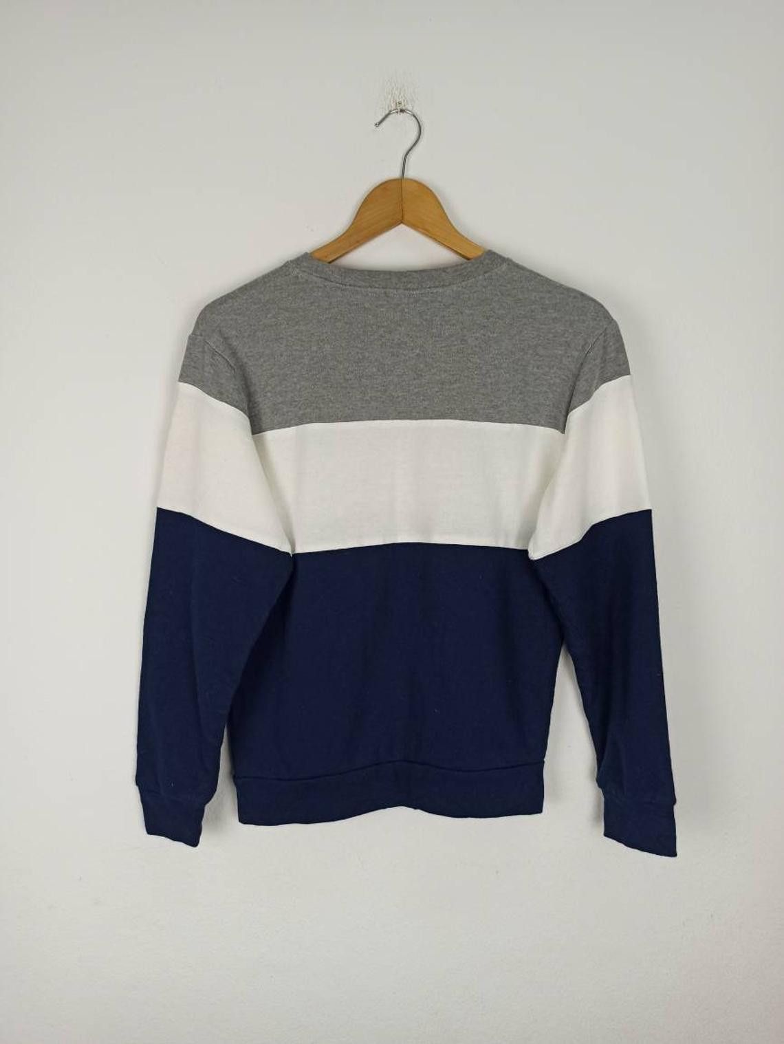 Fila Vintage Fila Big Logo Sweatshirts Jumper Crewneck 3 Colour Size US M / EU 48-50 / 2 - 5 Thumbnail