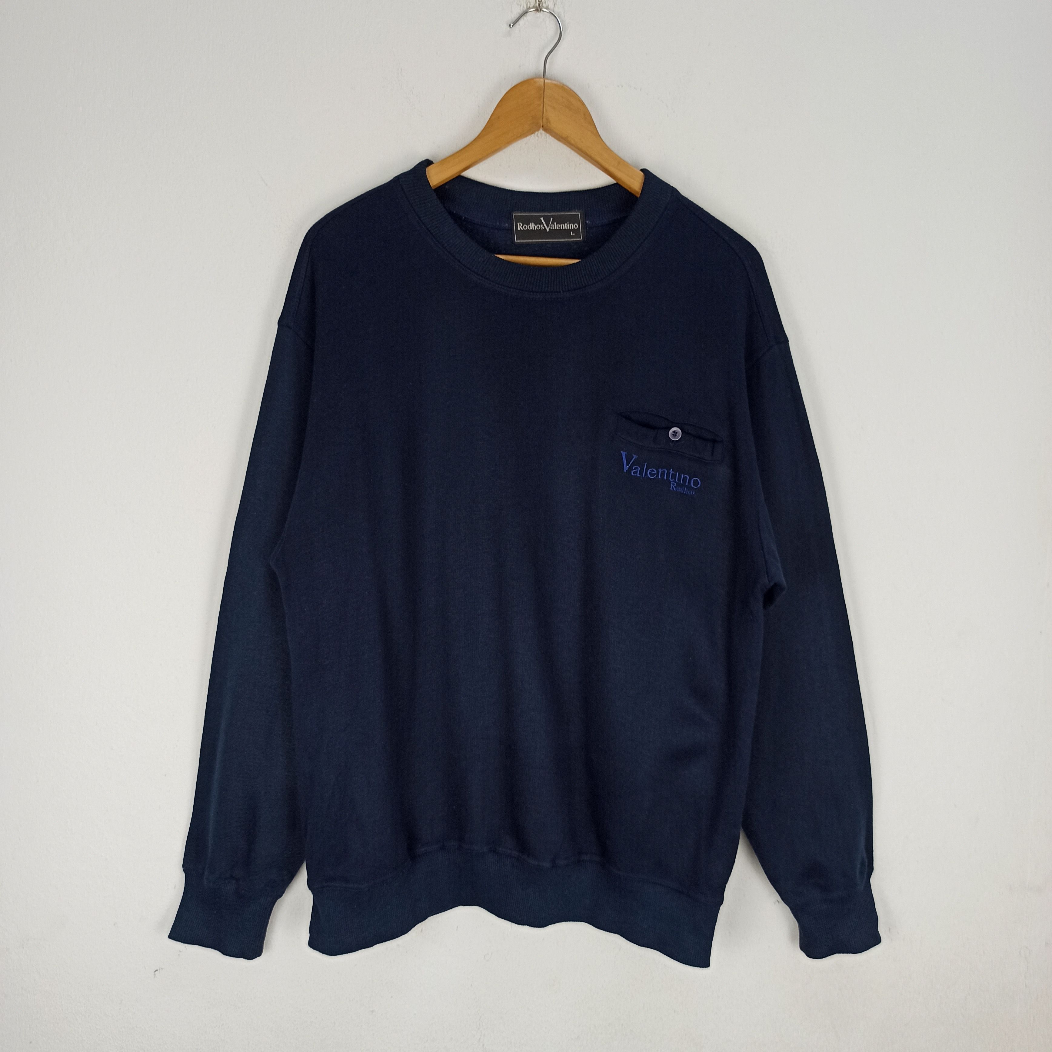 Valentino Vintage Rodhos Valentino Single Pocket Crewneck Sweatshirt Size US L / EU 52-54 / 3 - 1 Thumbnail