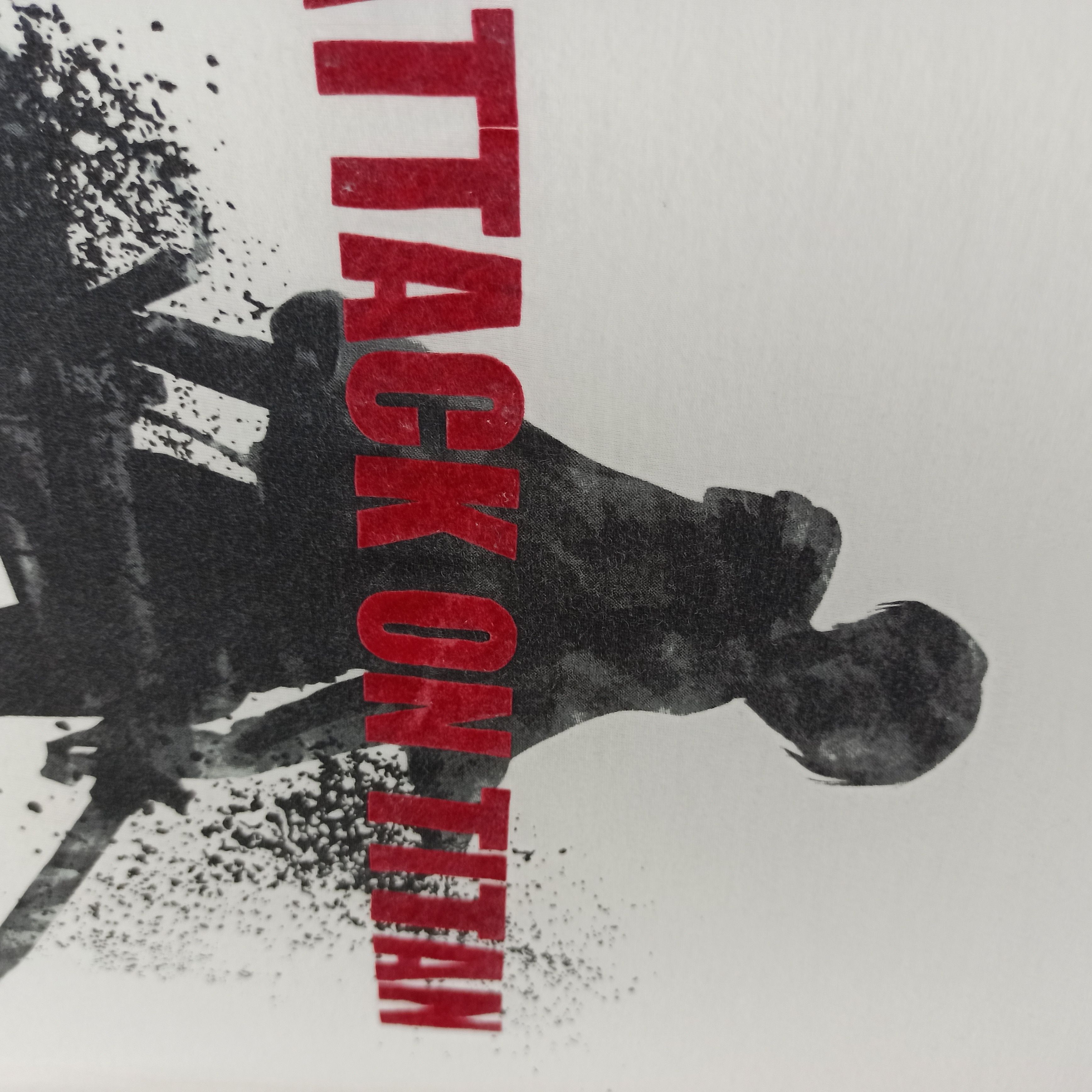 Anime 🔥Rare🔥 Anime Attack On Titan Levi Ackerman Uniqlo Tshirt Size US M / EU 48-50 / 2 - 3 Thumbnail