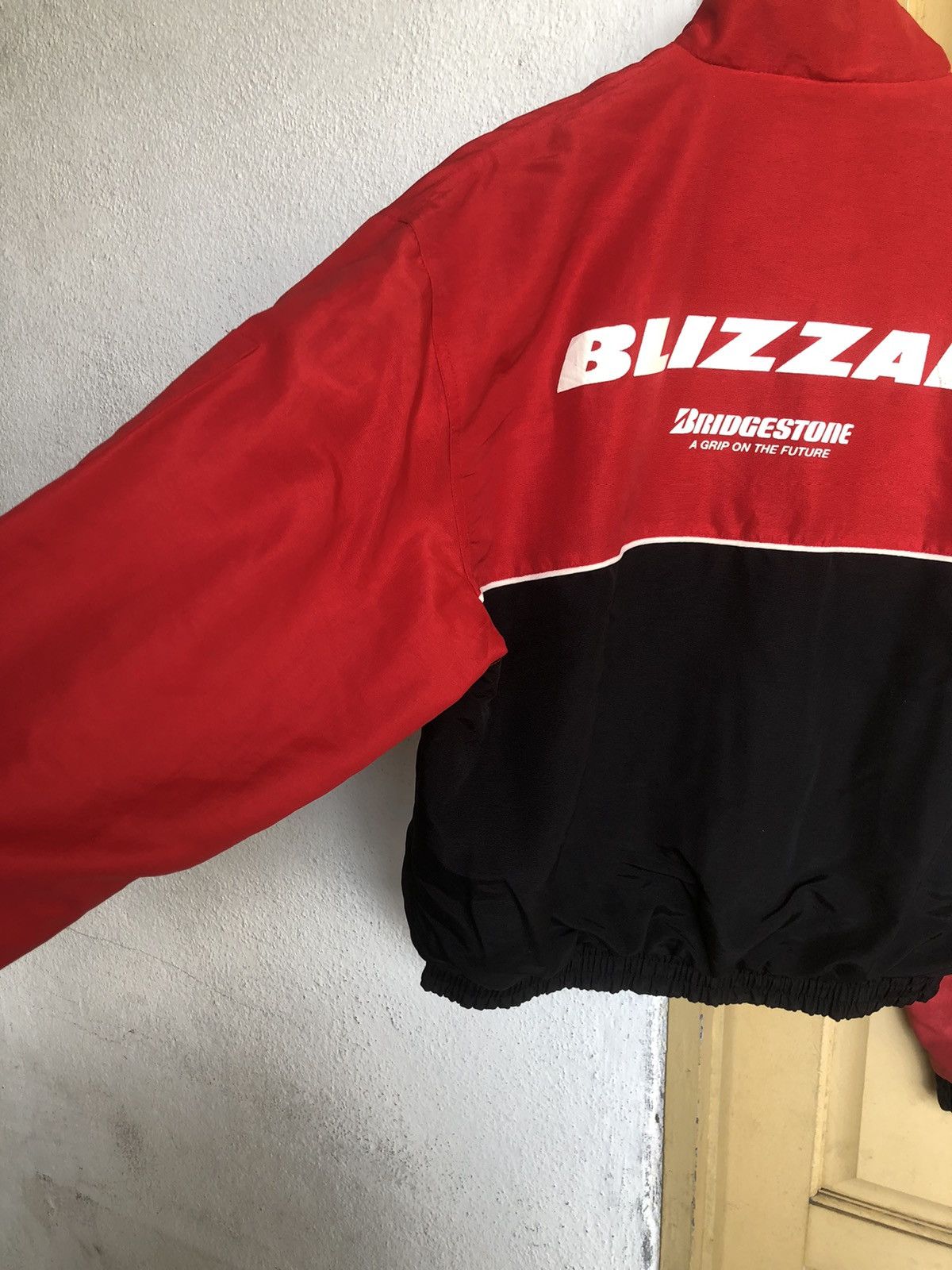 Vintage Vintage Blizzak Bridgestone Racing Team Jackets Size US L / EU 52-54 / 3 - 13 Thumbnail