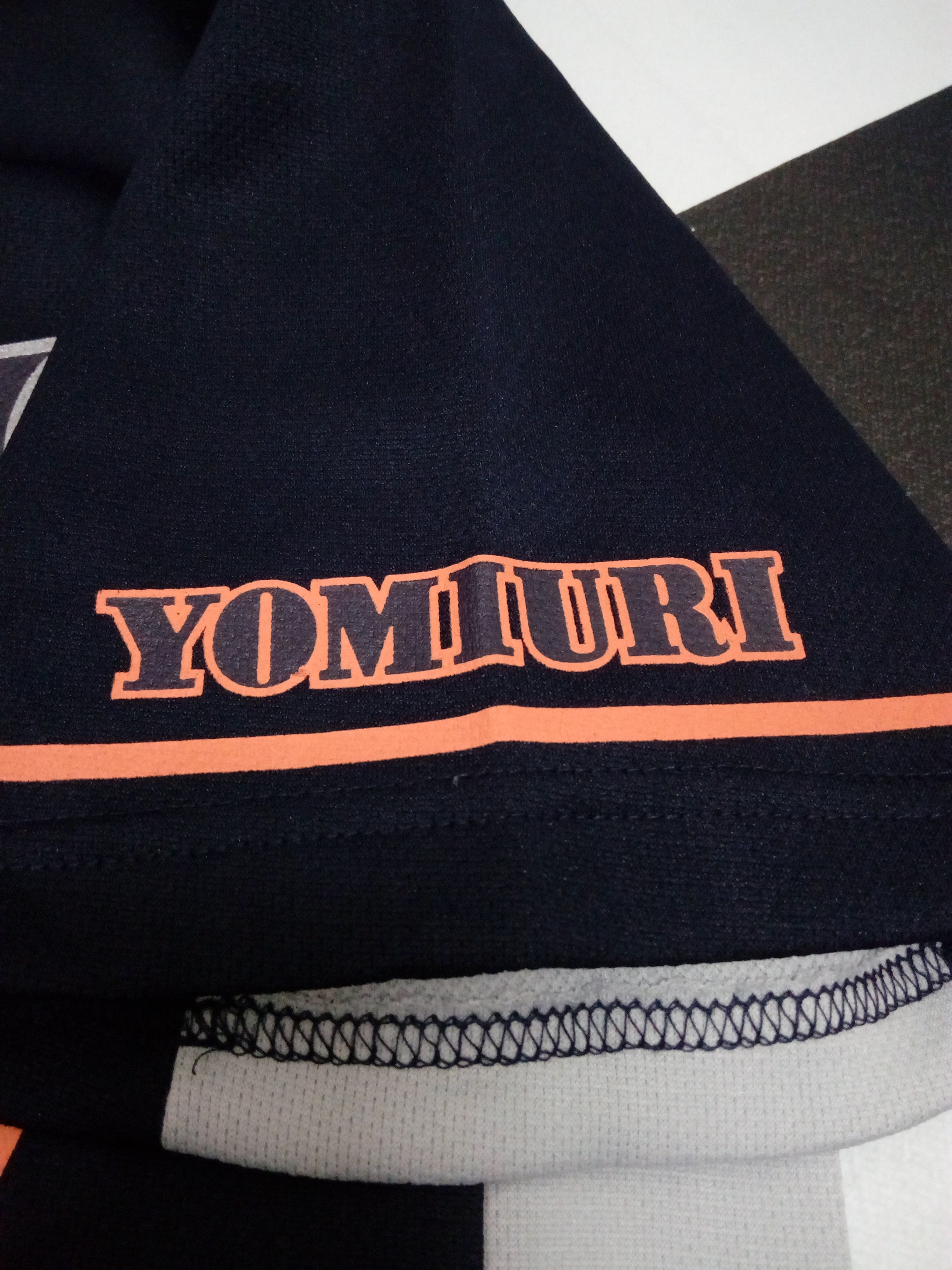 Japanese Brand × Vintage VINTAGE YOMIURI GIANTS BASEBALL JERSEY JAPANESE Size US XL / EU 56 / 4 - 9 Thumbnail