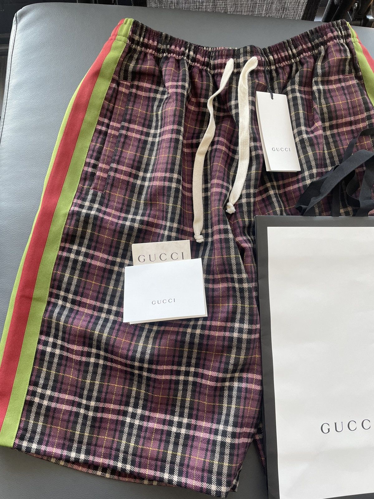 Gucci Oversized Rare Brand New Super Runway Iconic Check Shorts Size US 31 - 17 Thumbnail