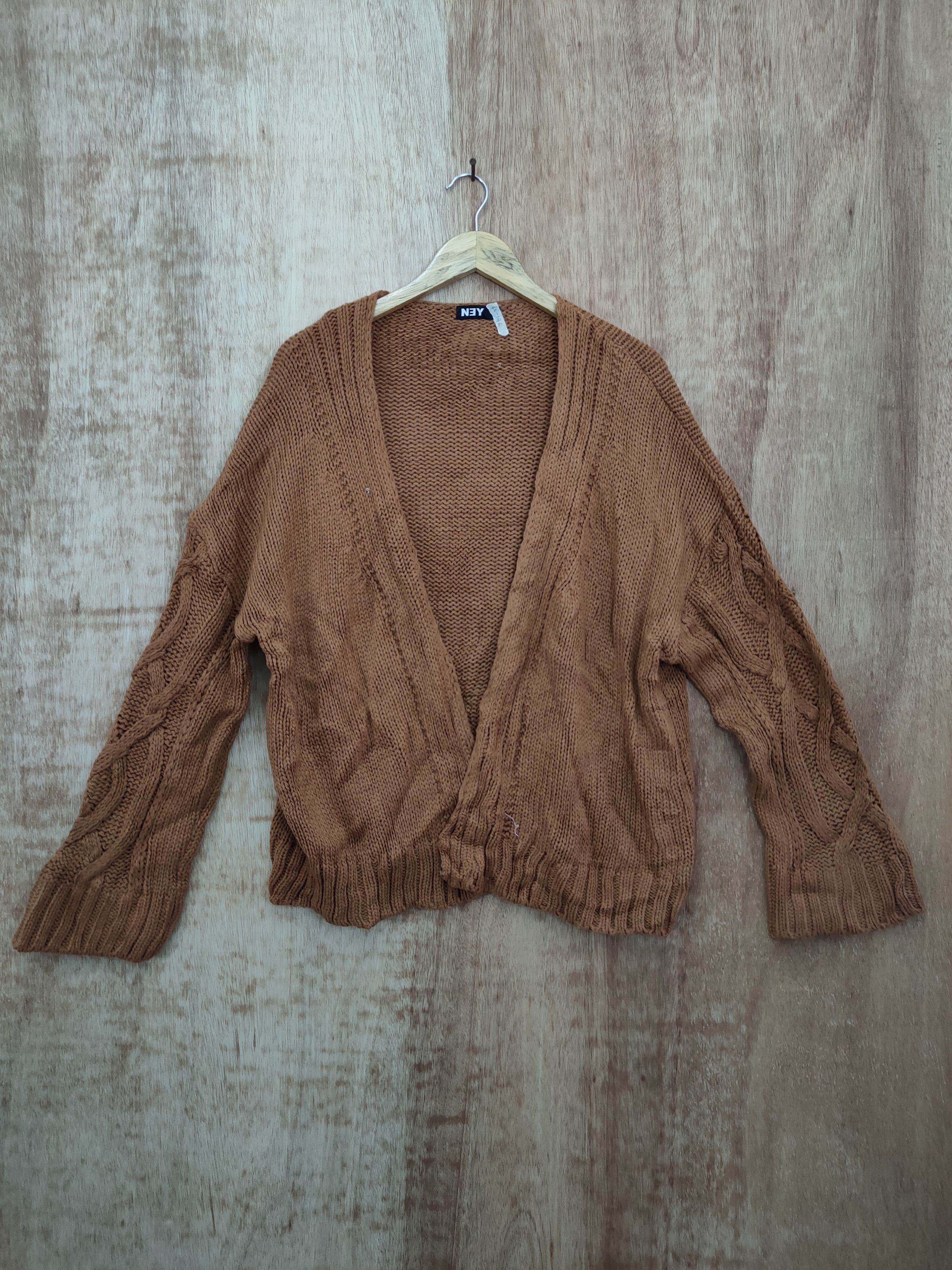 image of Aran Isles Knitwear x Cardigan Ney Cardigan Japan Brown Cable Knitwear 46-146, Men's (Size Medium)