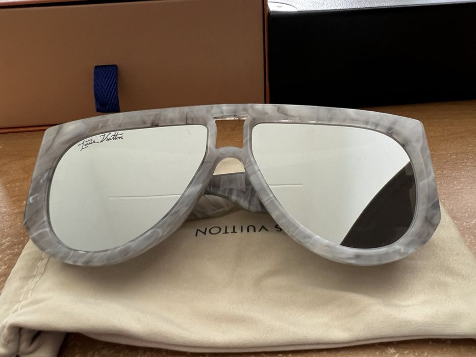 Louis vuitton hot sale selby sunglasses