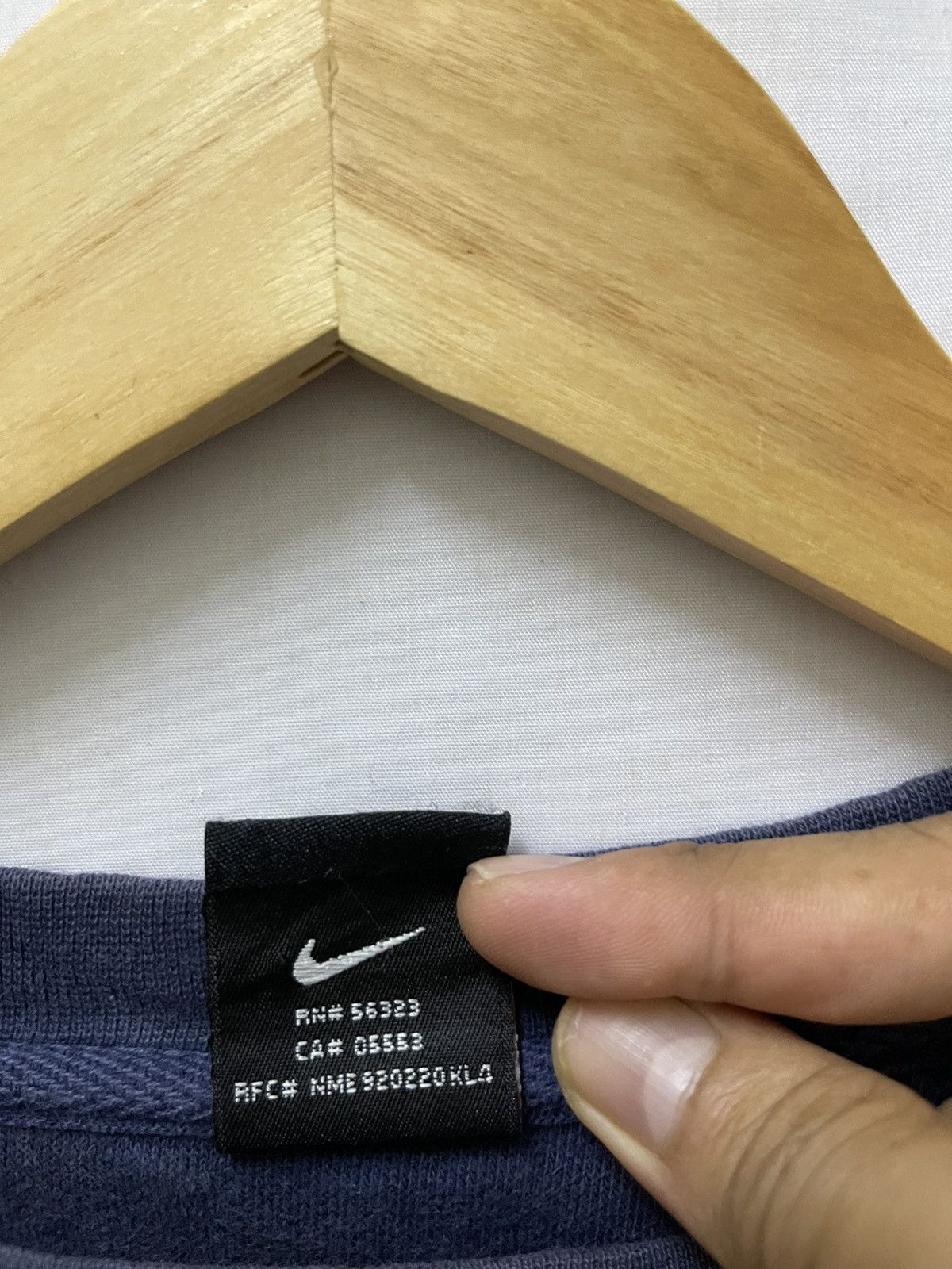 Nike × Vintage Vintage Nike Michigan Distressed Sweatshirt Navy Size US M / EU 48-50 / 2 - 9 Thumbnail