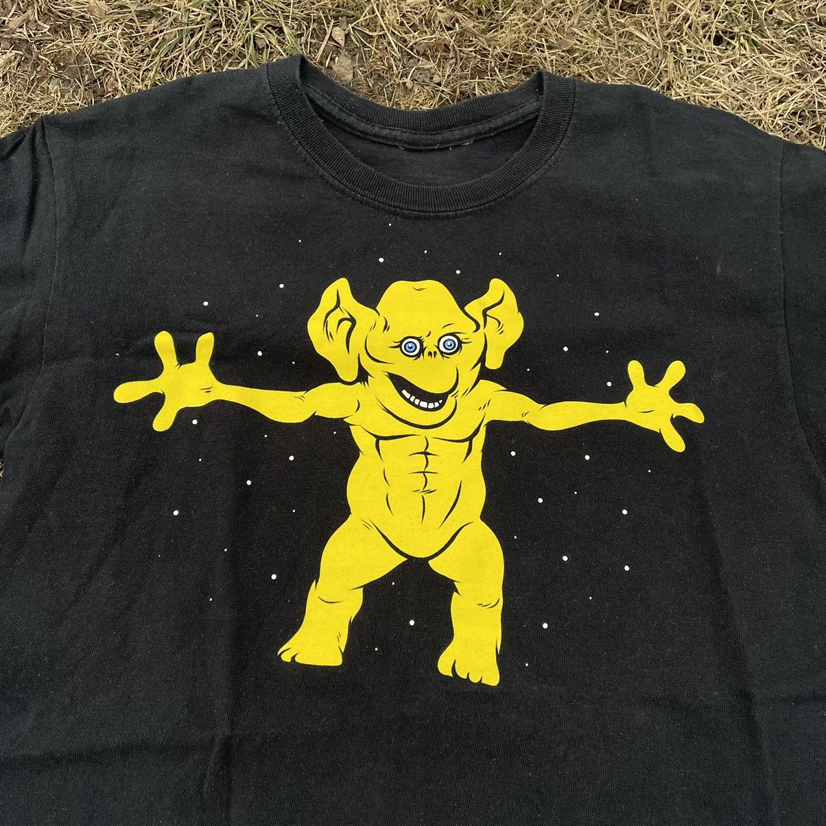 Vintage Vintage 90s Yellow Graphic Tee Demon Punk Streetwear Boxy S Size US S / EU 44-46 / 1 - 2 Thumbnail