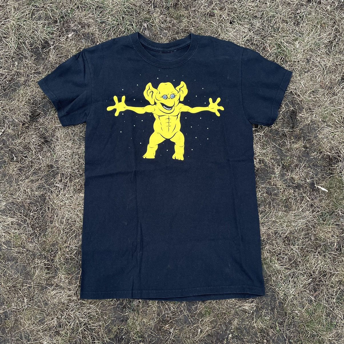 Vintage Vintage 90s Yellow Graphic Tee Demon Punk Streetwear Boxy S Size US S / EU 44-46 / 1 - 1 Thumbnail