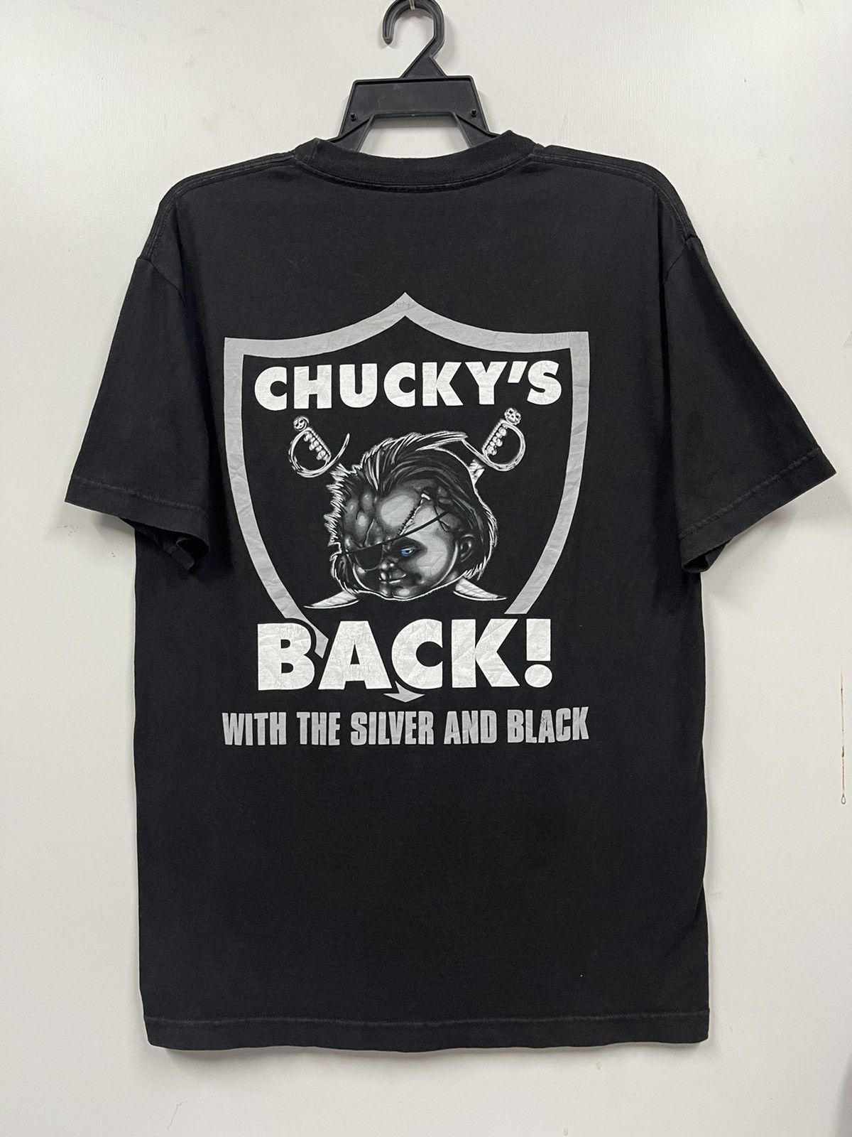 NFL × Vintage Vintage Y2K Raiders Chucky Horror T Shirt Size US M / EU 48-50 / 2 - 1 Thumbnail