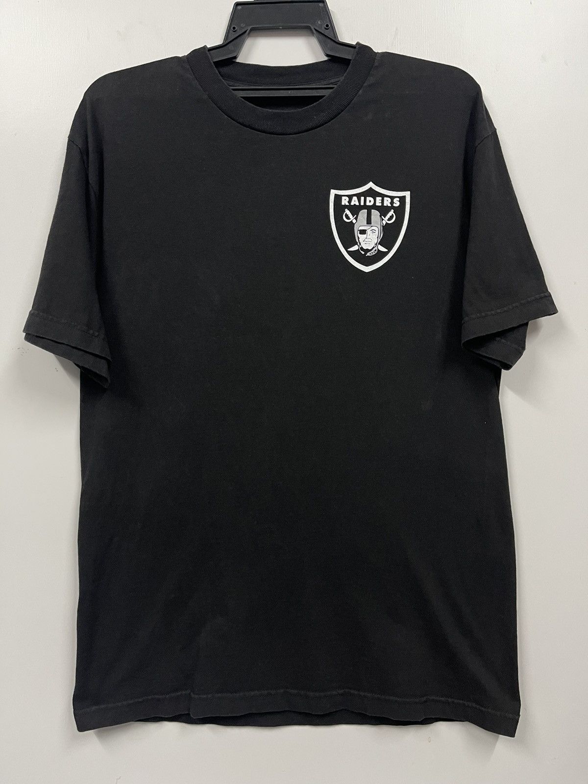 NFL × Vintage Vintage Y2K Raiders Chucky Horror T Shirt Size US M / EU 48-50 / 2 - 8 Thumbnail