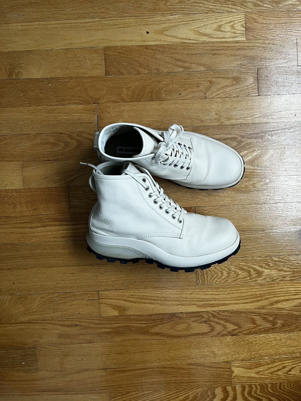 jil sander lace up boots