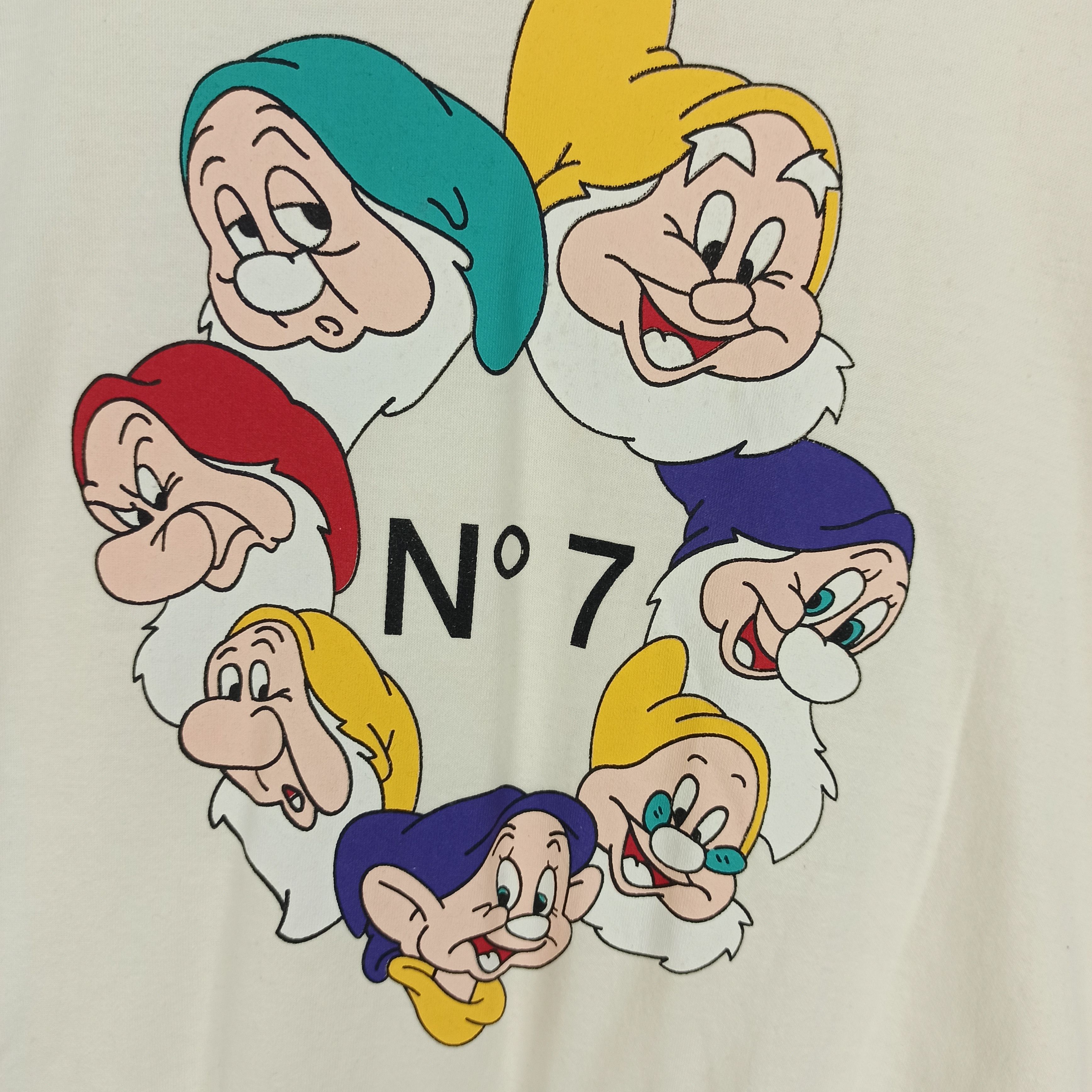 Disney Vintage Japan Snow White and the Seven dwarfs Size US M / EU 48-50 / 2 - 2 Thumbnail