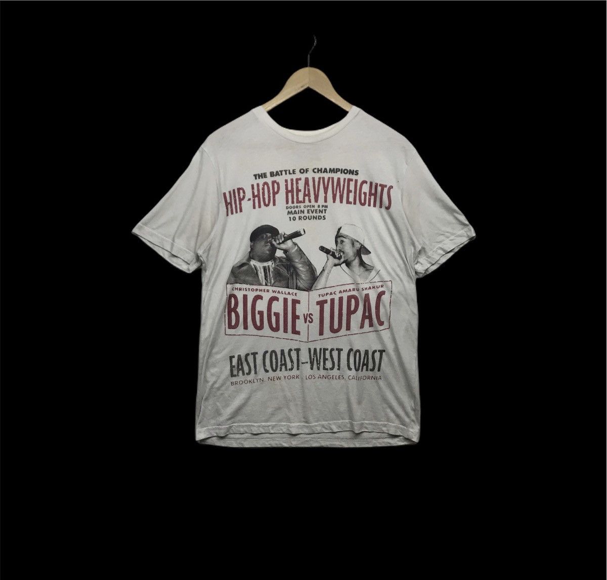 Biggie Vs Tupac The Battle Of Champion Hip Hop T-Shirt, image size:1200x1146