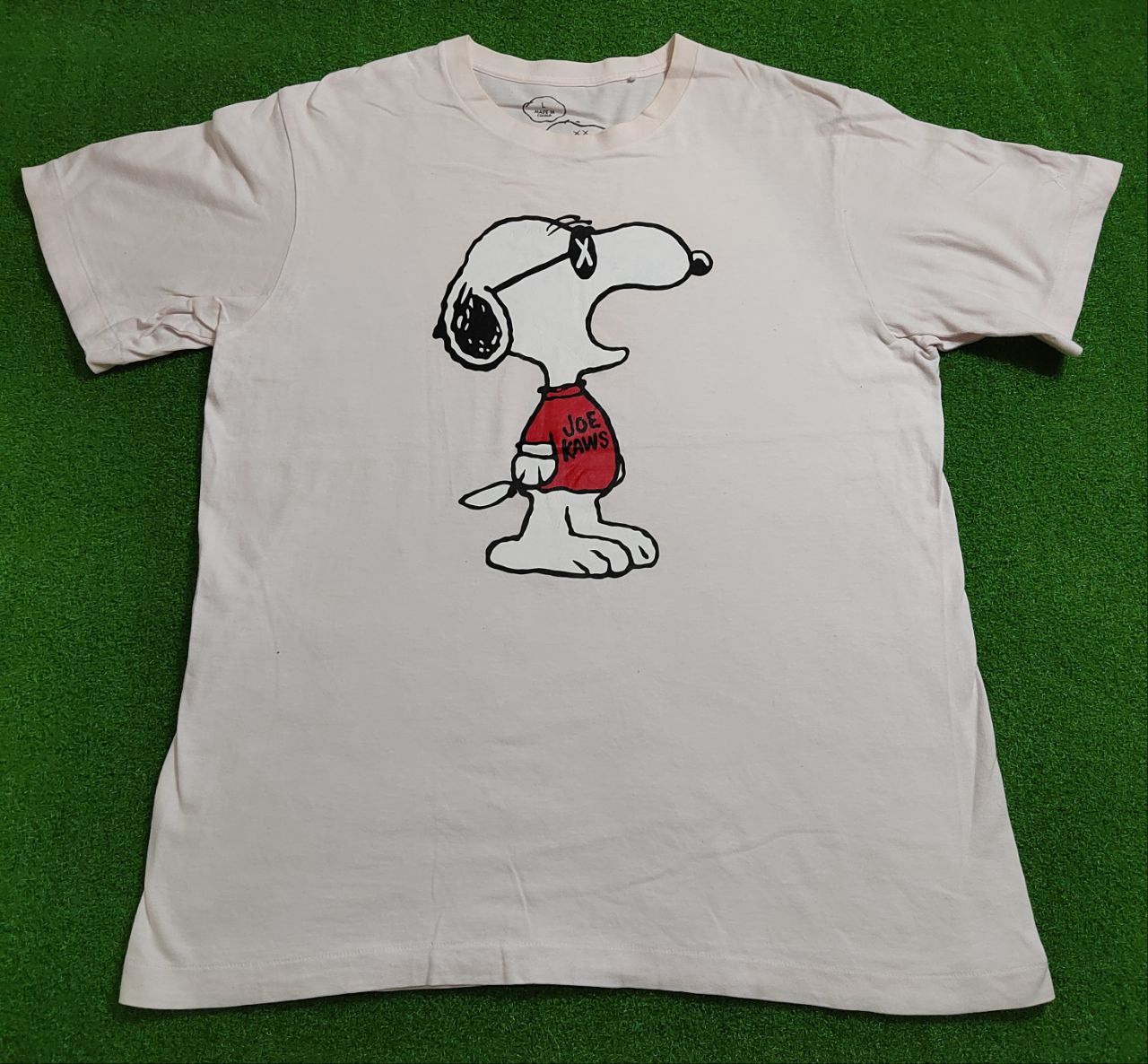 Cartoon Network Kaws X Peanuts Snoopy Pocket Tee rare Size US L / EU 52-54 / 3 - 6 Thumbnail