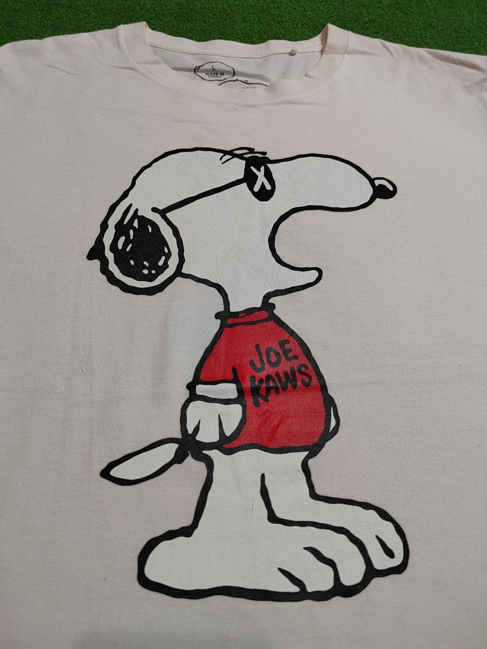 Cartoon Network Kaws X Peanuts Snoopy Pocket Tee rare Size US L / EU 52-54 / 3 - 1 Thumbnail