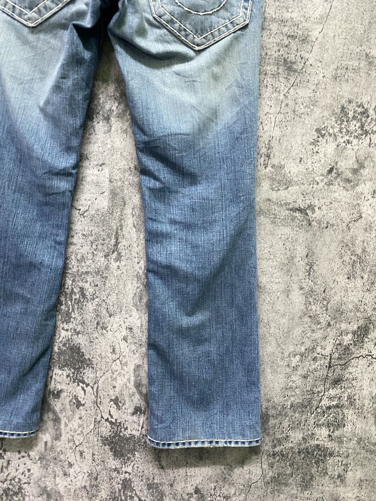 True Religion × Vintage TRUE RELIGION Light Wash Denim Flare Pants Size US 31 - 14 Thumbnail
