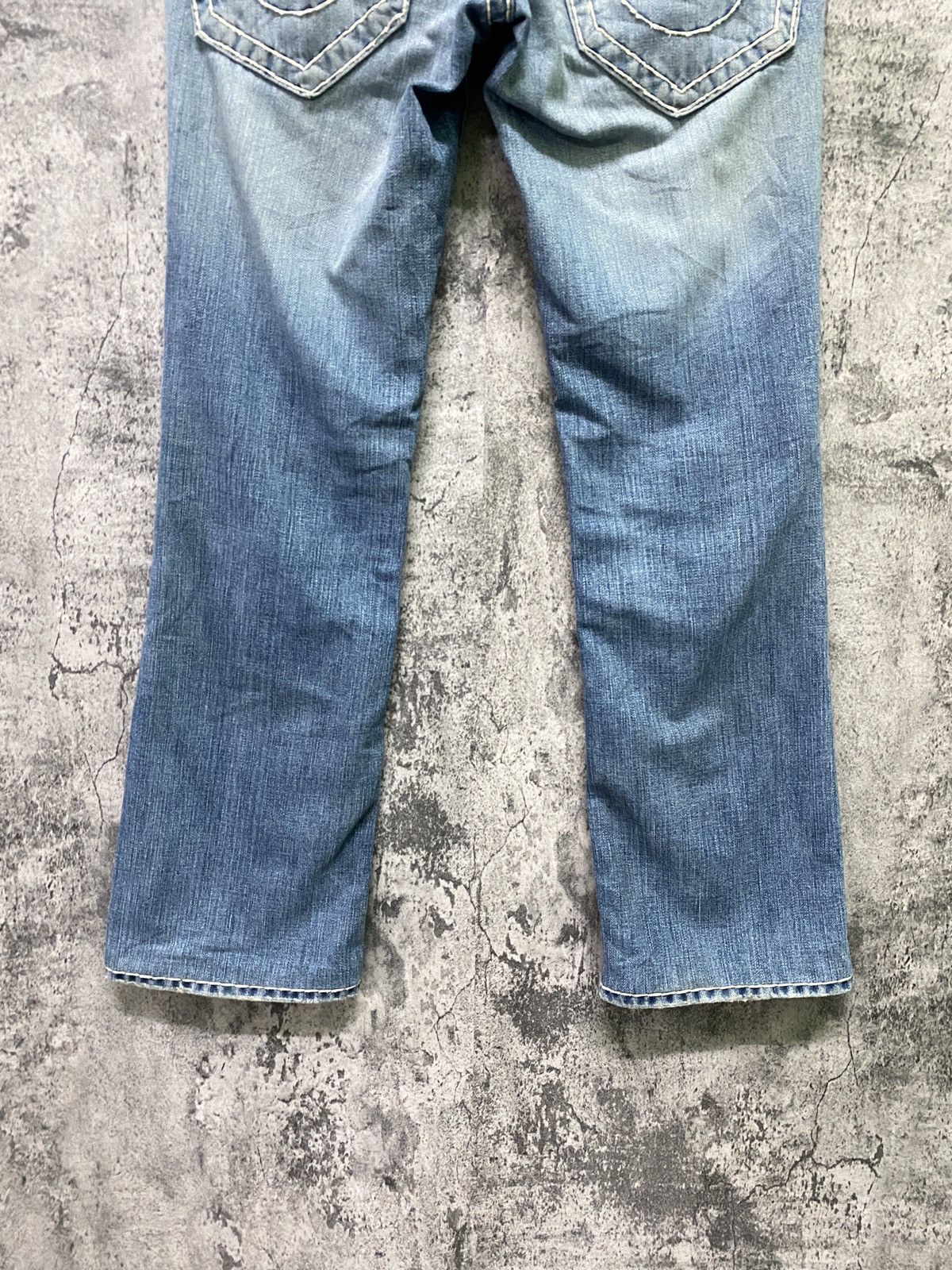 True Religion × Vintage TRUE RELIGION Light Wash Denim Flare Pants Size US 31 - 15 Thumbnail