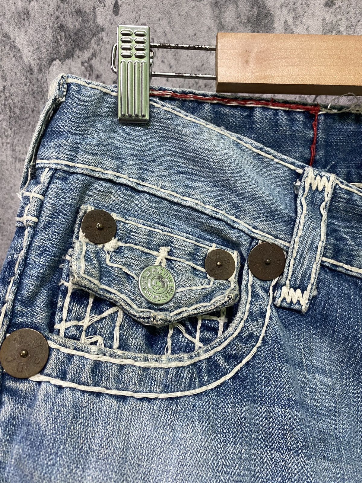 True Religion × Vintage TRUE RELIGION Light Wash Denim Flare Pants Size US 31 - 19 Thumbnail