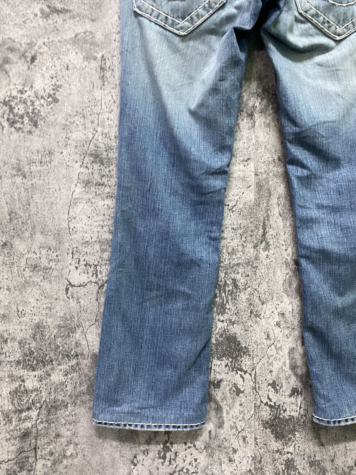 True Religion × Vintage TRUE RELIGION Light Wash Denim Flare Pants Size US 31 - 13 Thumbnail
