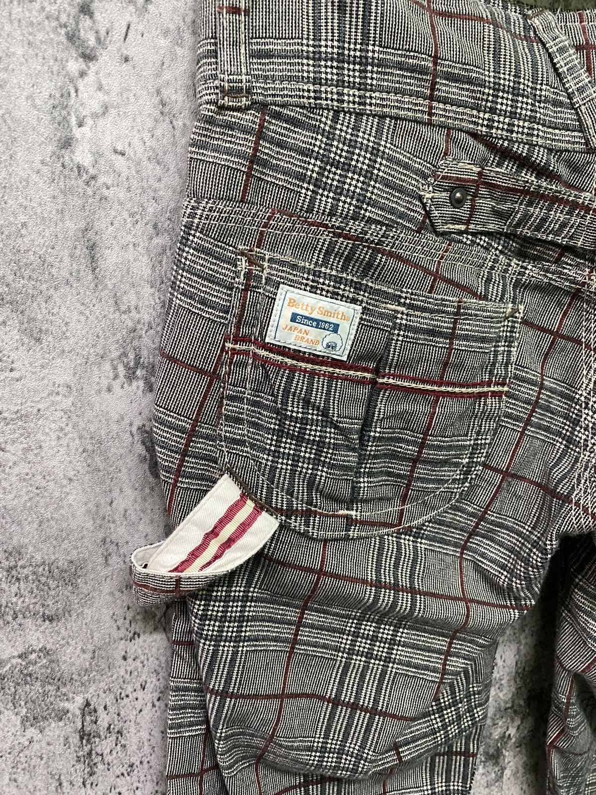 Japanese Brand × Seditionaries Japan BETTY SMITHS Checkered Plaid Low Rises Flare Pants Size US 28 / EU 44 - 16 Thumbnail