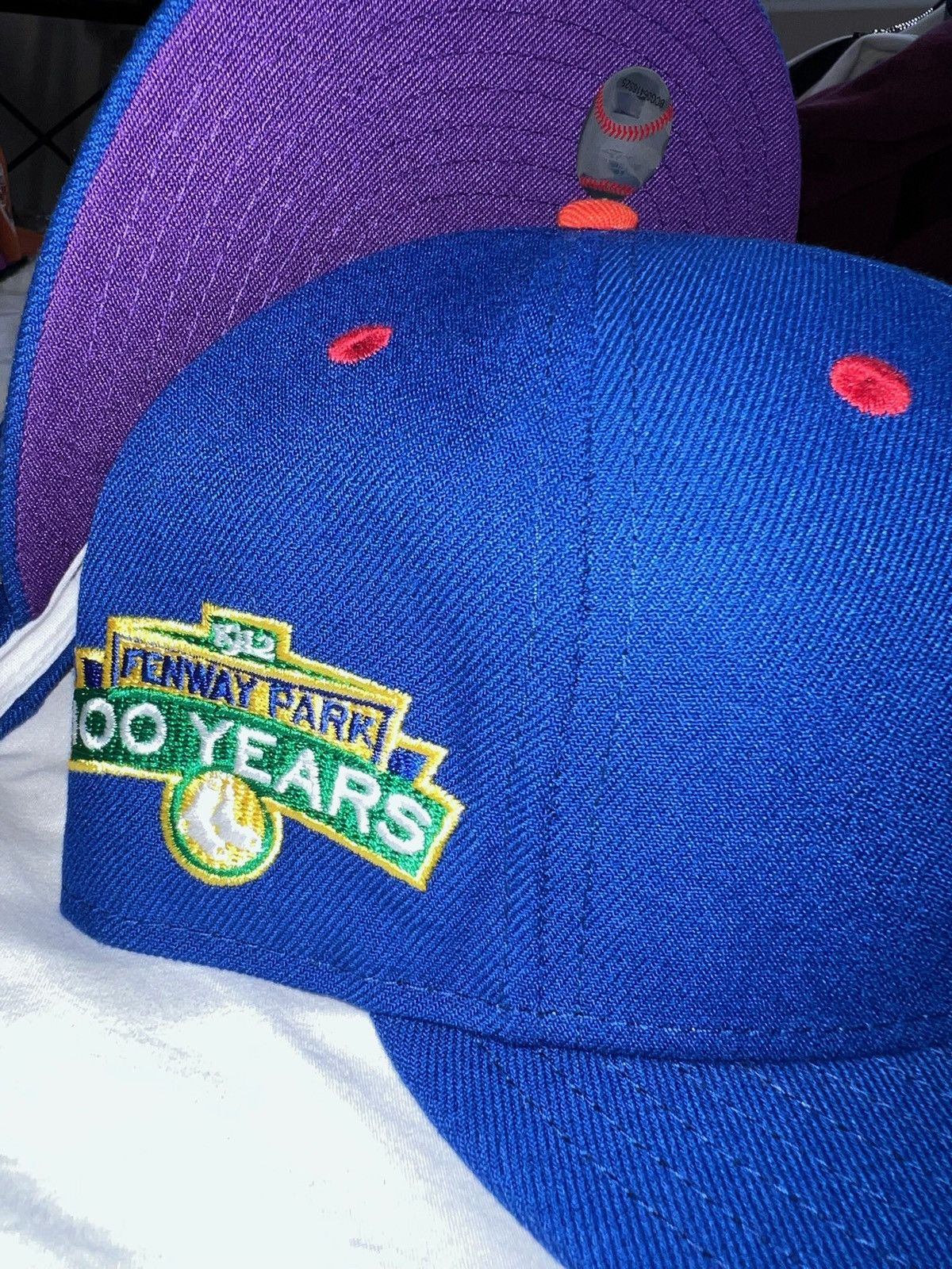 New Era Exclusive Boston Red Sox Fitted ROYGBIV Blue Sox Purple Brim Size ONE SIZE - 5 Thumbnail