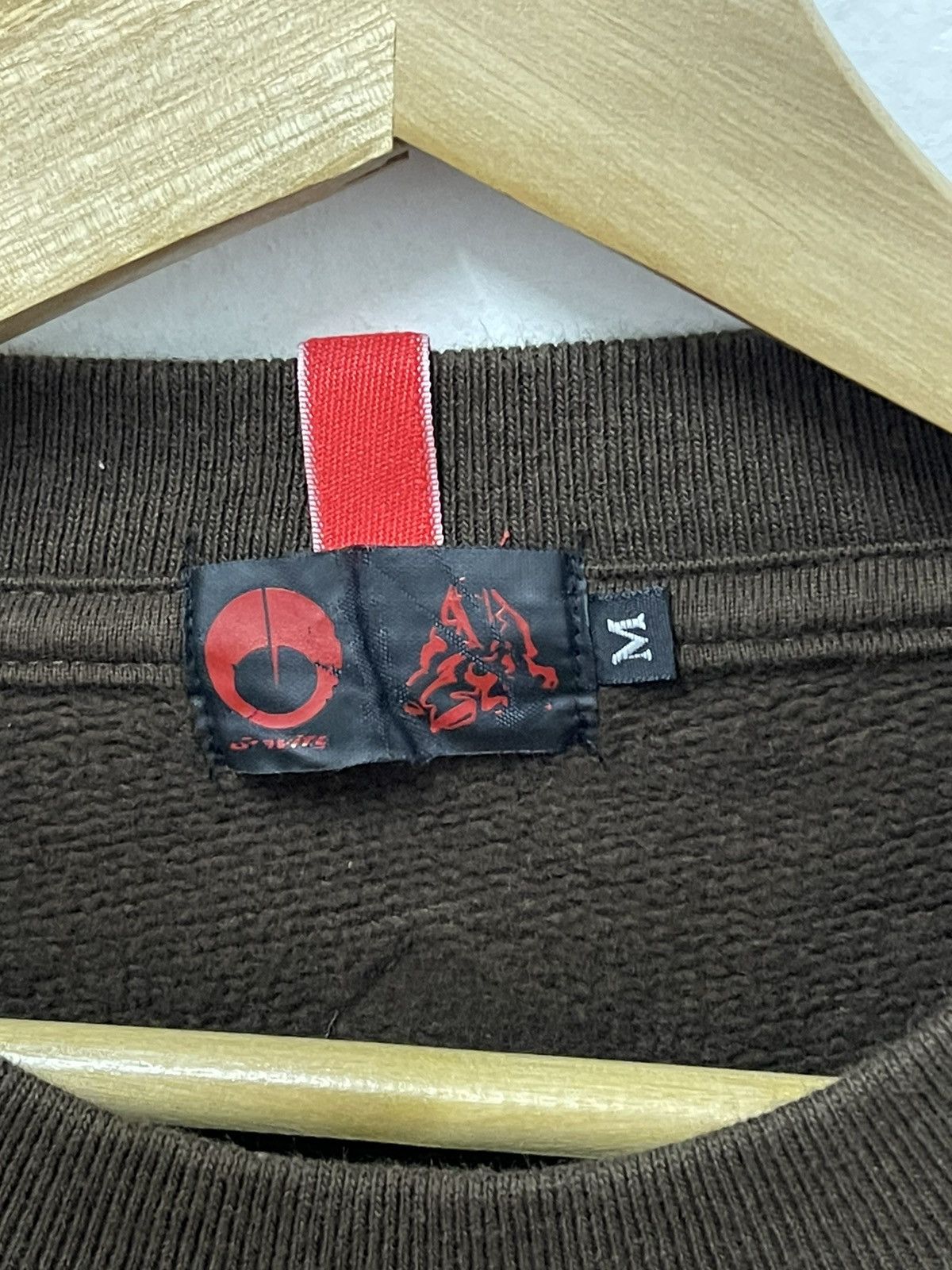 Japanese Brand × Vintage Vintage Gravity Embroidery Design Crewneck Sweatshirt Size US M / EU 48-50 / 2 - 6 Thumbnail