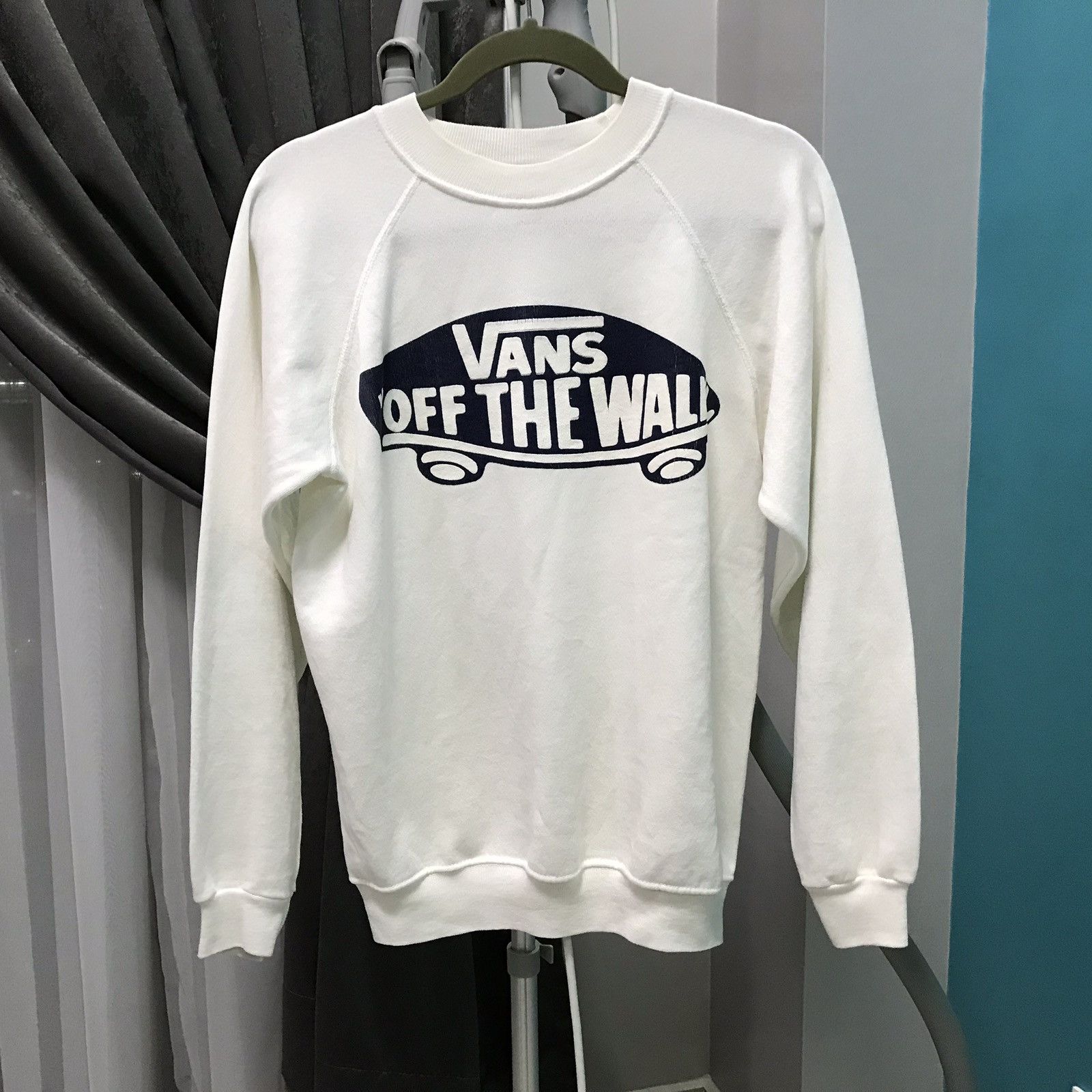 image of Vintage Vans Off The Wall Sweatshirt Made In Usa in White, Men's (Size Medium)