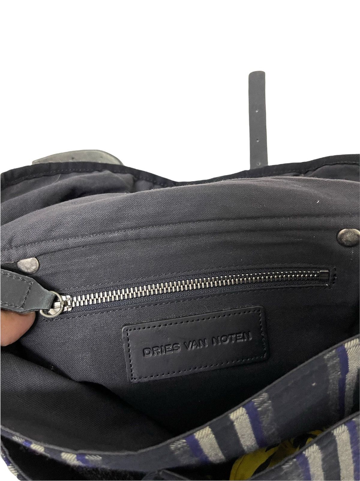 Dries Van Noten Dries Van Noten Waist Bag Striped Size ONE SIZE - 7 Thumbnail