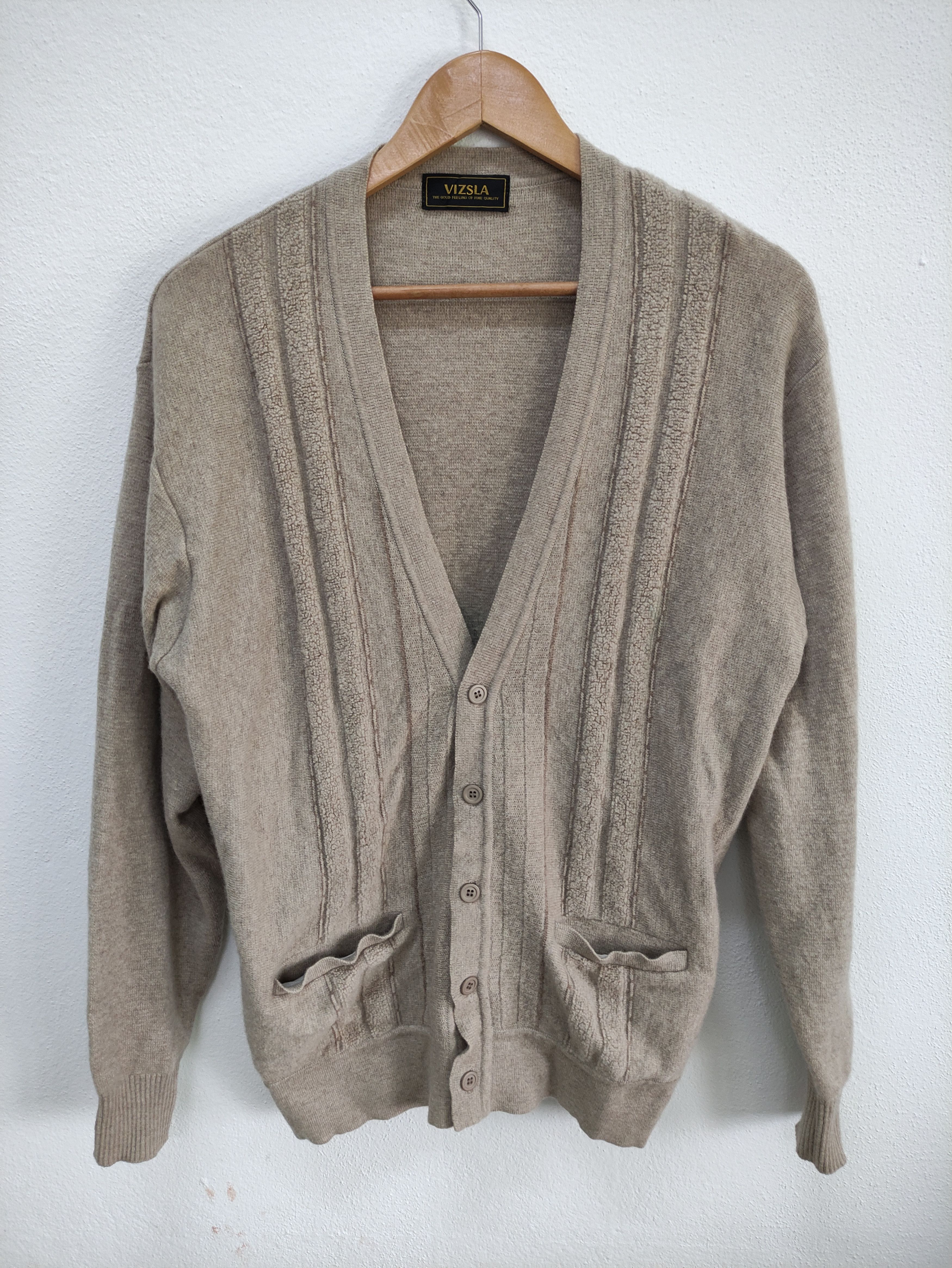 Japanese Brand × Vintage Vintage Vizsla Wool Cardigan Made in Japan Size US M / EU 48-50 / 2 - 1 Thumbnail