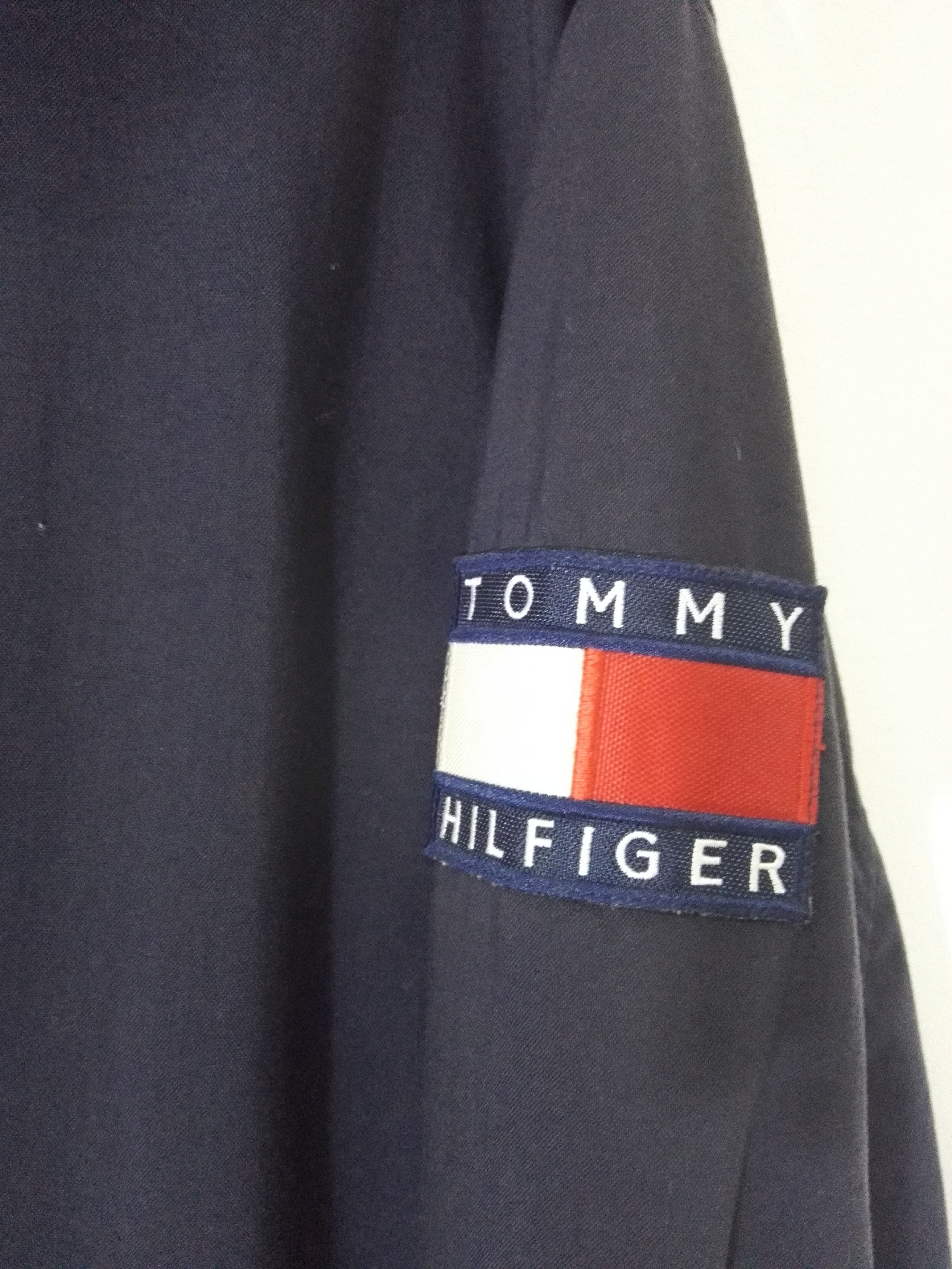 Tommy Hilfiger Vtg Tommy Hilfiger Windbreaker Jacket Patch Logo Design 4 Size US M / EU 48-50 / 2 - 3 Thumbnail
