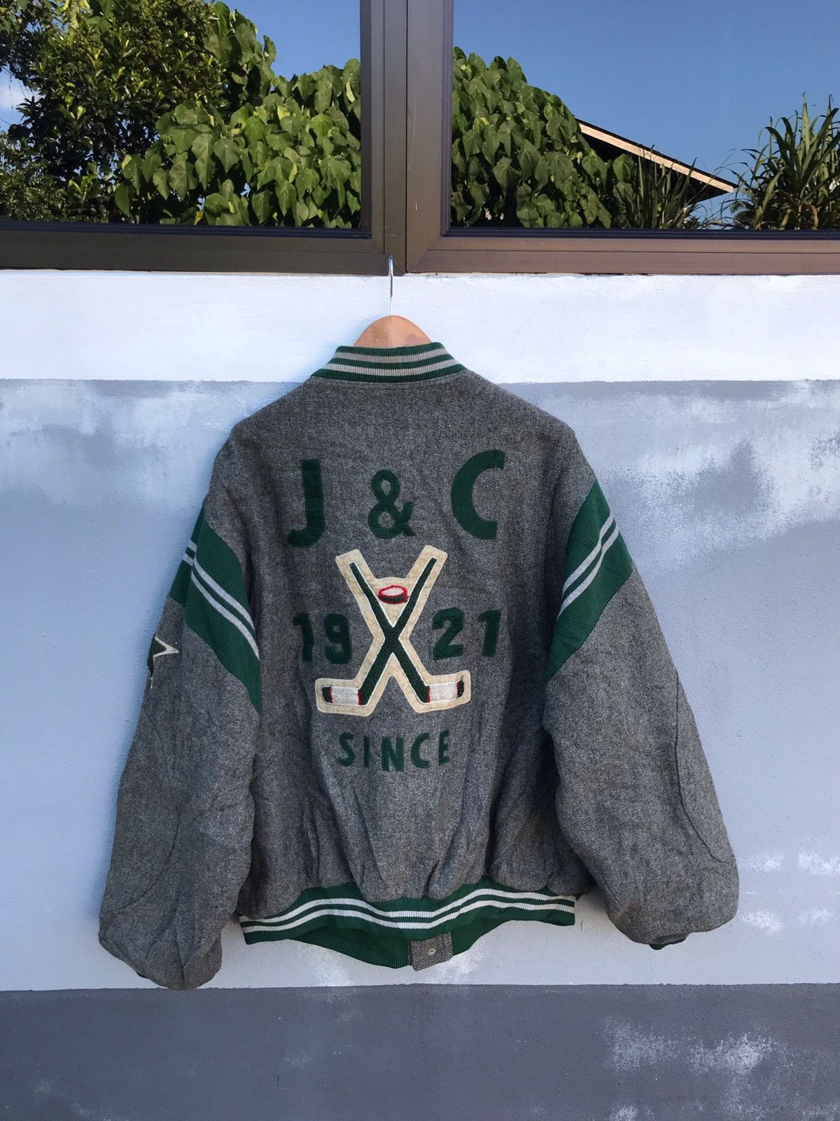 Vintage Vintage Ice hockey varsity jacket rare Size US L / EU 52-54 / 3 - 6 Thumbnail
