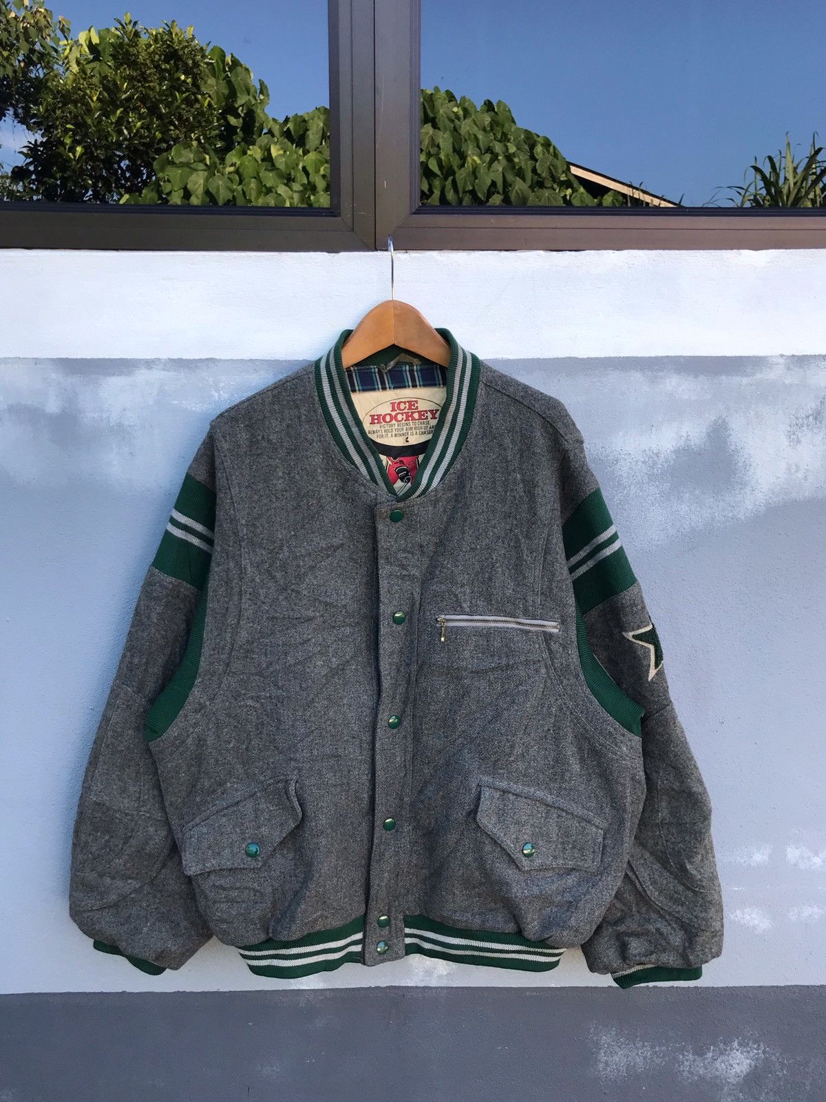 Vintage Vintage Ice hockey varsity jacket rare Size US L / EU 52-54 / 3 - 5 Thumbnail