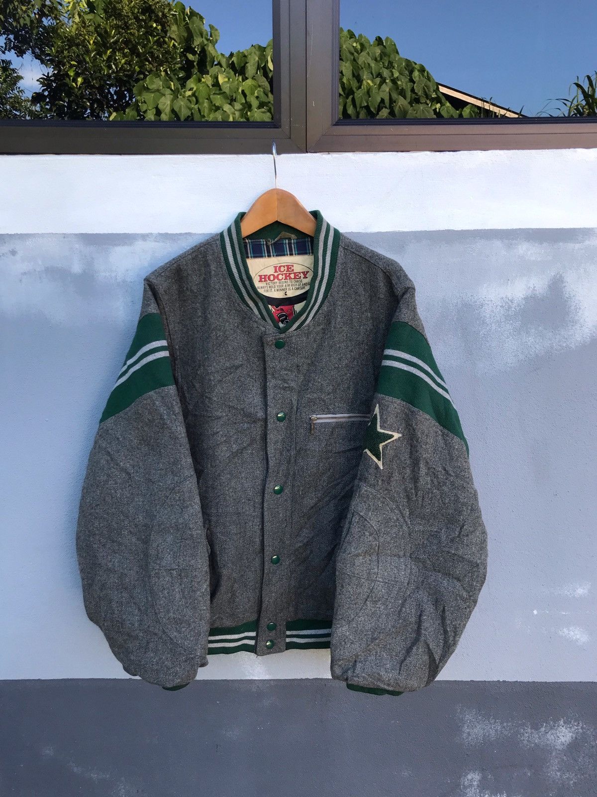 Vintage Vintage Ice hockey varsity jacket rare Size US L / EU 52-54 / 3 - 4 Thumbnail
