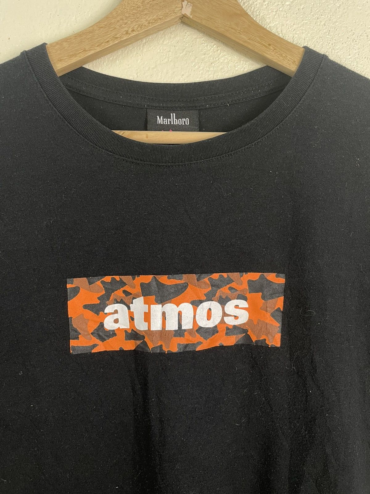 Marlboro × atmos Marlboro x Atmos Tee | Rare Sneakerhead Camo Box Size US M / EU 48-50 / 2 - 3 Thumbnail