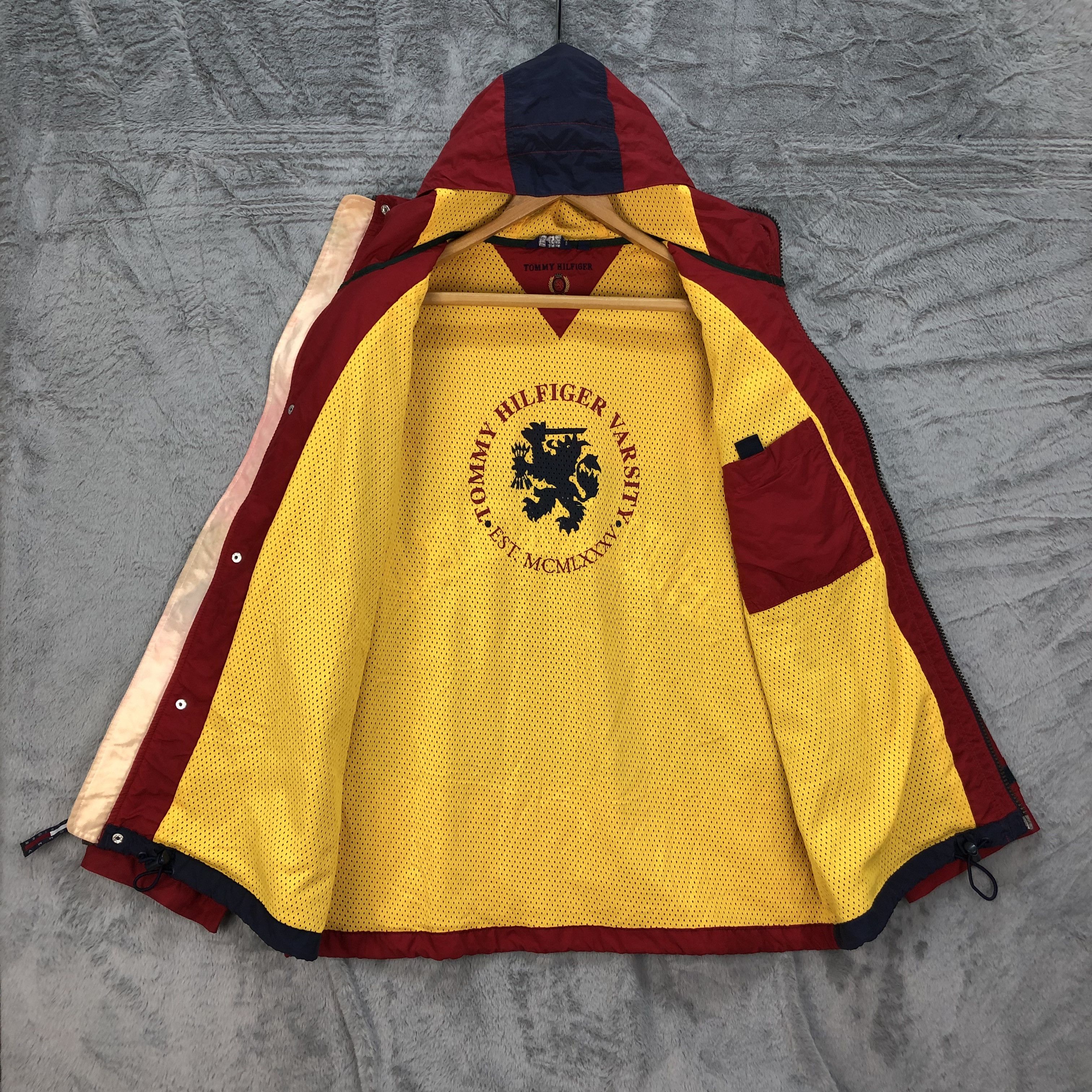 Tommy Hilfiger Tommy Hilfiger Varsity Back Big Logo Jacket #4617-168 Size US S / EU 44-46 / 1 - 9 Thumbnail