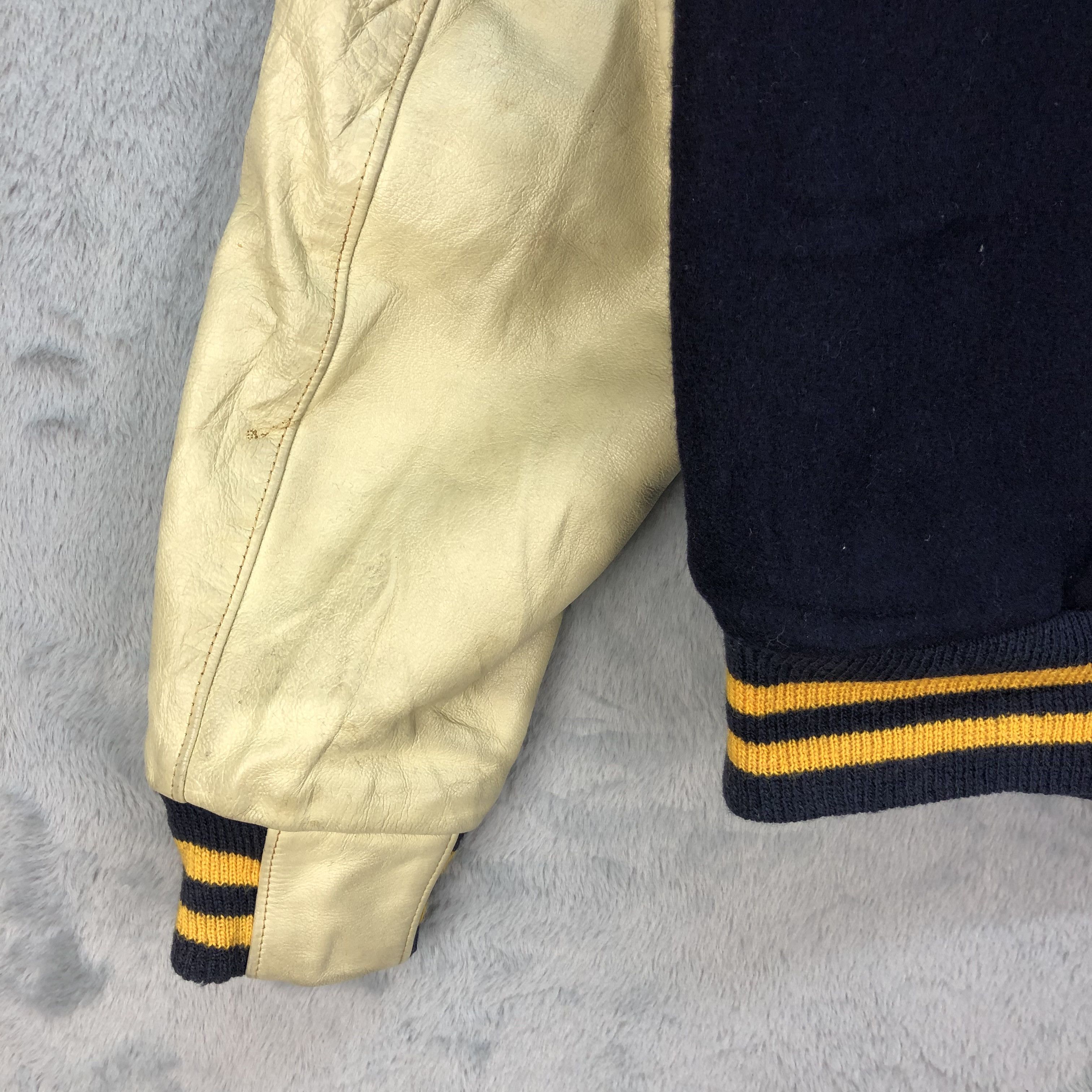 Golden Bear Vintage Golden Bear Patches Honda Varsity Jacket #4851-174 Size US M / EU 48-50 / 2 - 12 Thumbnail
