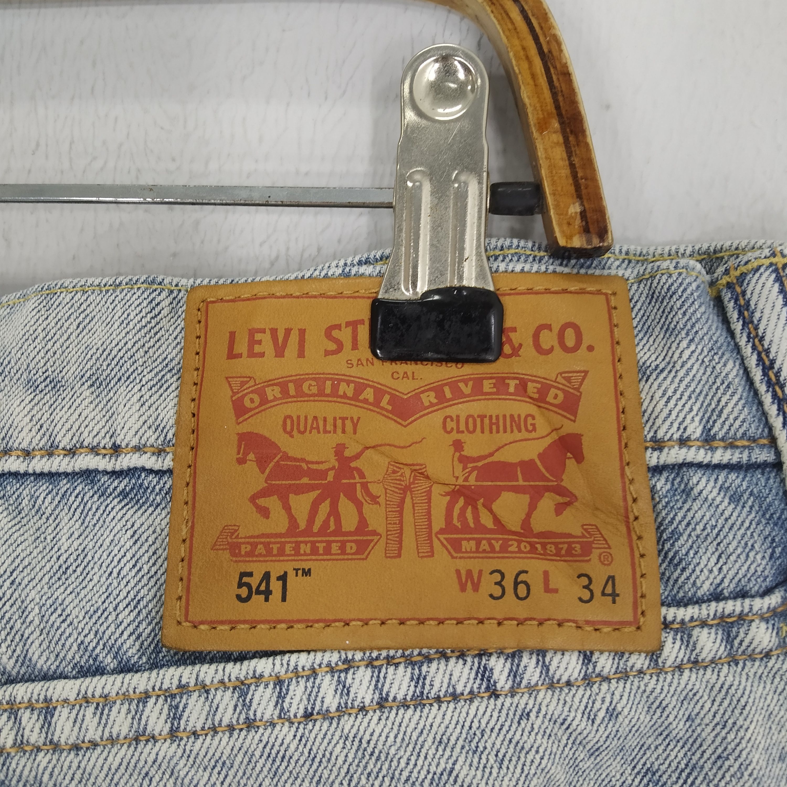 Levi's Vintage Levi's 541 Acid Wash Blue Paint Splatter Denim Jeans Size US 37 - 11 Thumbnail