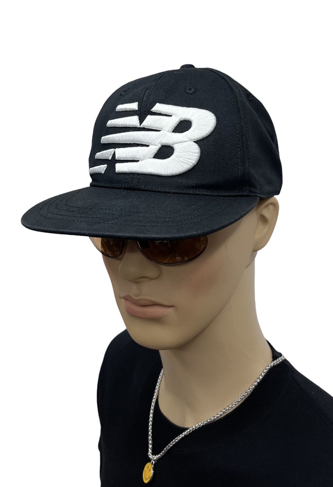 New Balance NEW BALANCE Big Bold Embroidery Vintage Logo Snapback Hat Size ONE SIZE - 2 Thumbnail