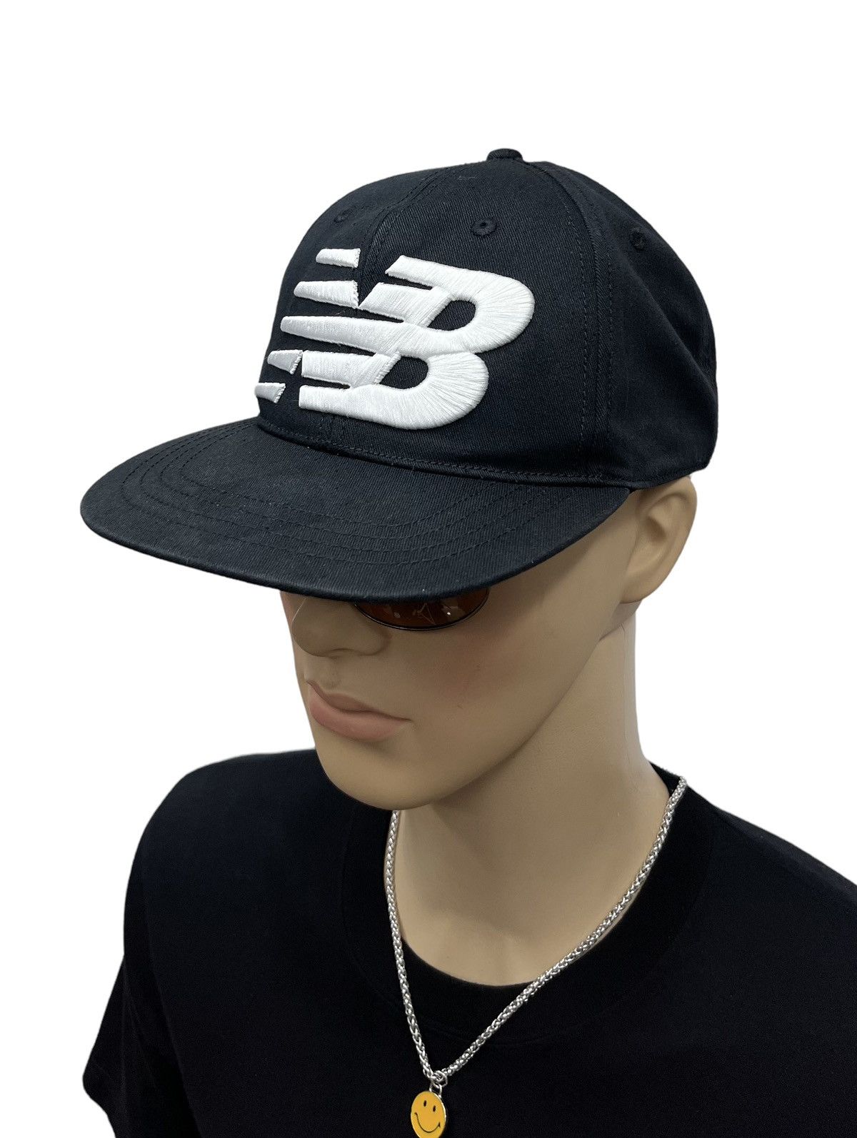 New Balance NEW BALANCE Big Bold Embroidery Vintage Logo Snapback Hat Size ONE SIZE - 4 Thumbnail