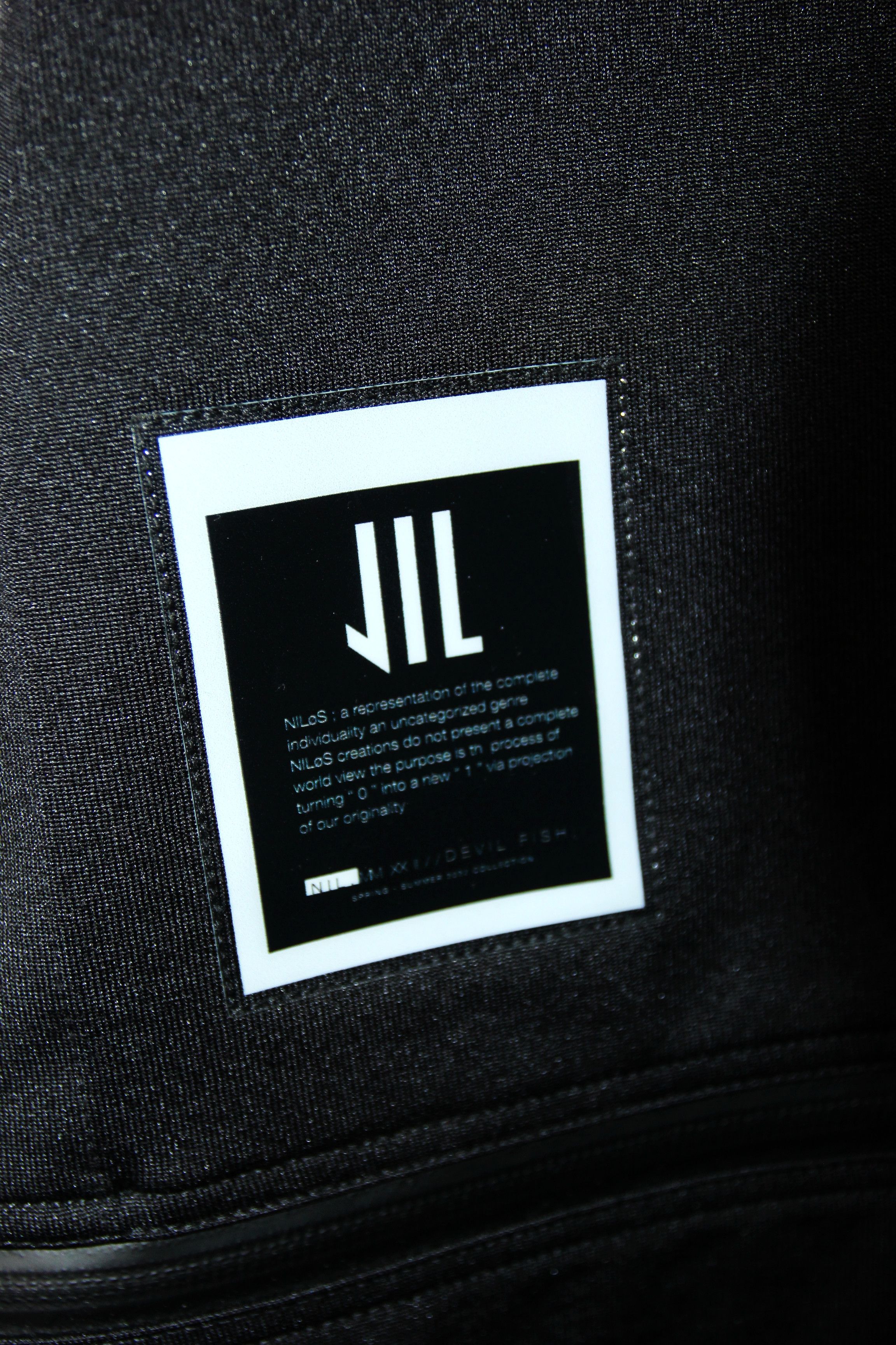 Julius BNWT SS22 NILOS "DEVIL FISH" CONVERTIBLE TECHNO TSHIRT 2 Size US M / EU 48-50 / 2 - 9 Thumbnail
