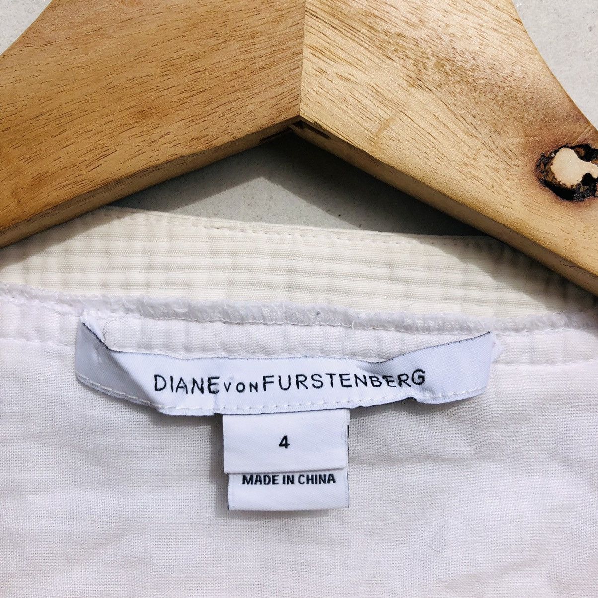 Diane von Furstenberg 🔥Accept Binding Offer🔥 Diane von Furstenberg Size S / US 4 / IT 40 - 4 Thumbnail
