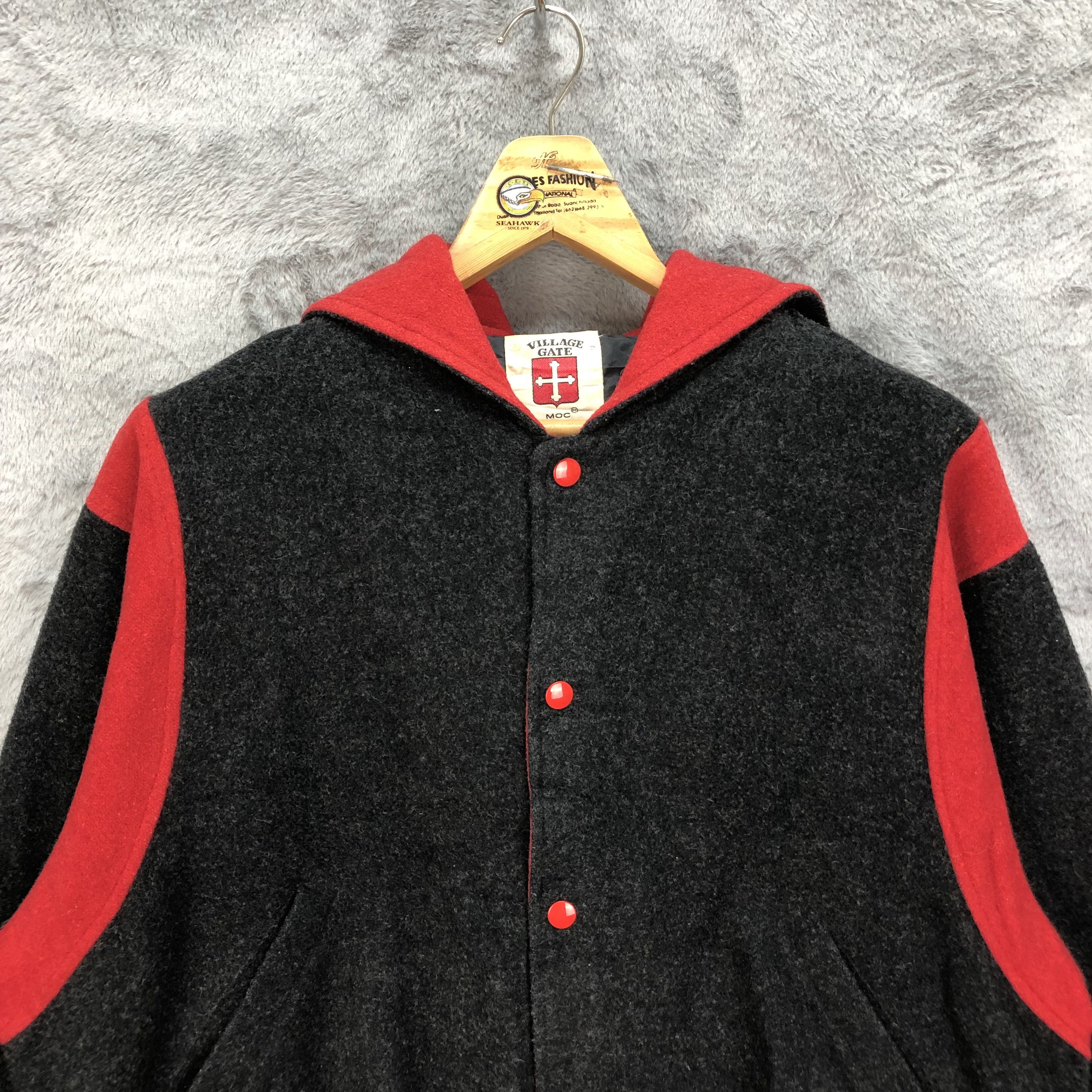 Other VILLAGE GATE MOC RUGBY TEAM Hooded Varsity #4910-27 Size US L / EU 52-54 / 3 - 5 Thumbnail